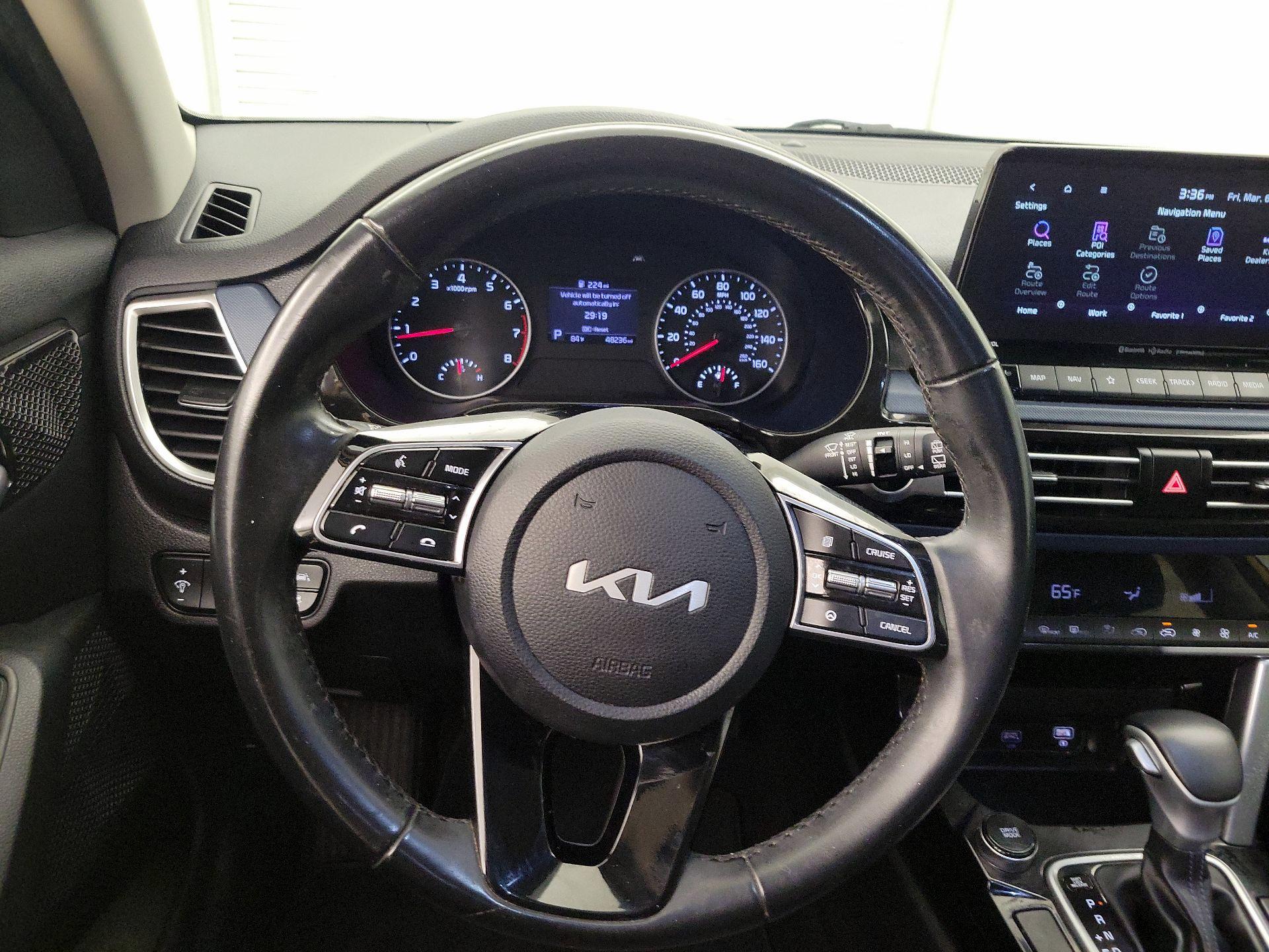 Thumbnail: 2022 Kia Seltos - 10