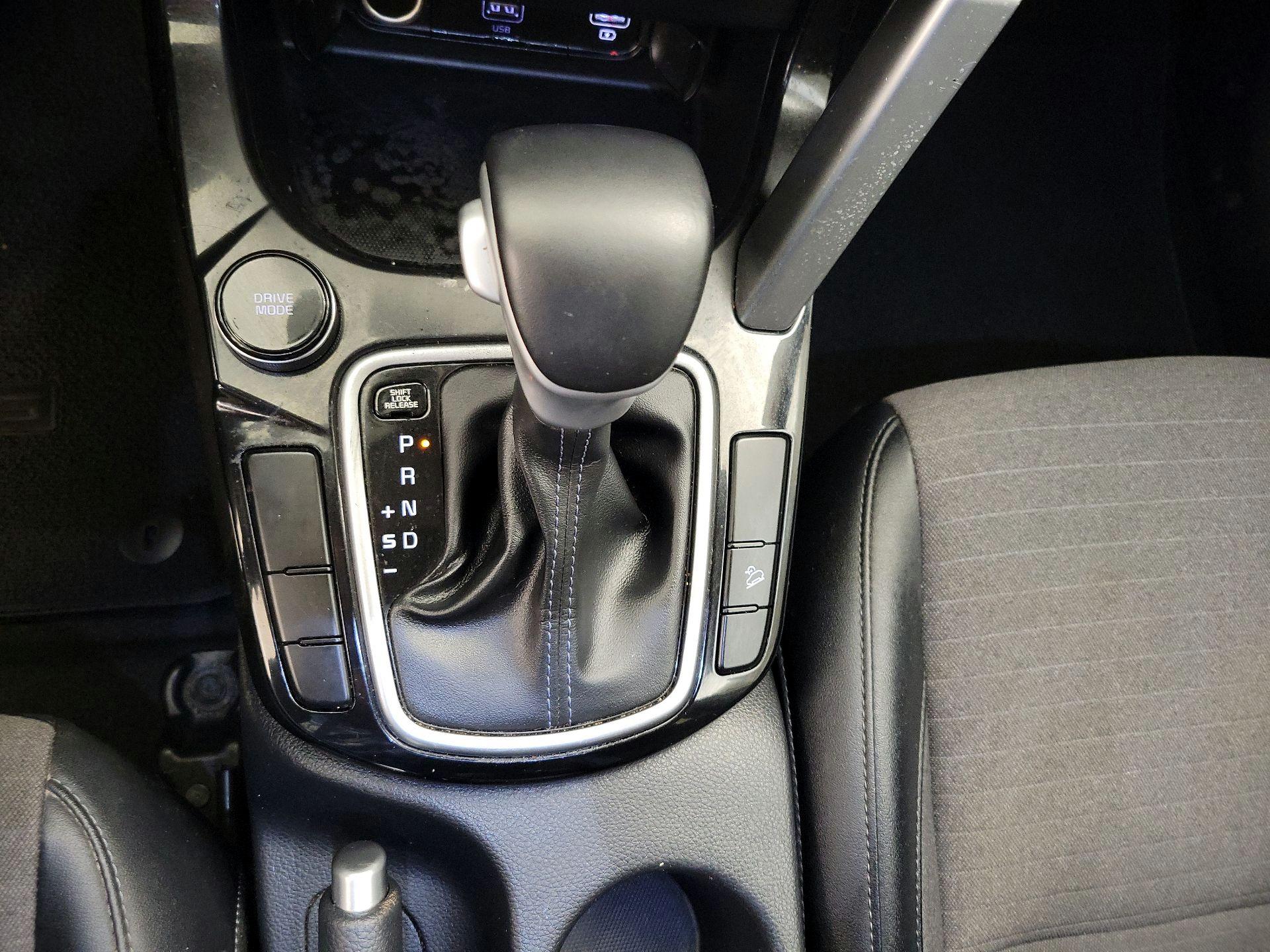 Thumbnail: 2022 Kia Seltos - 18