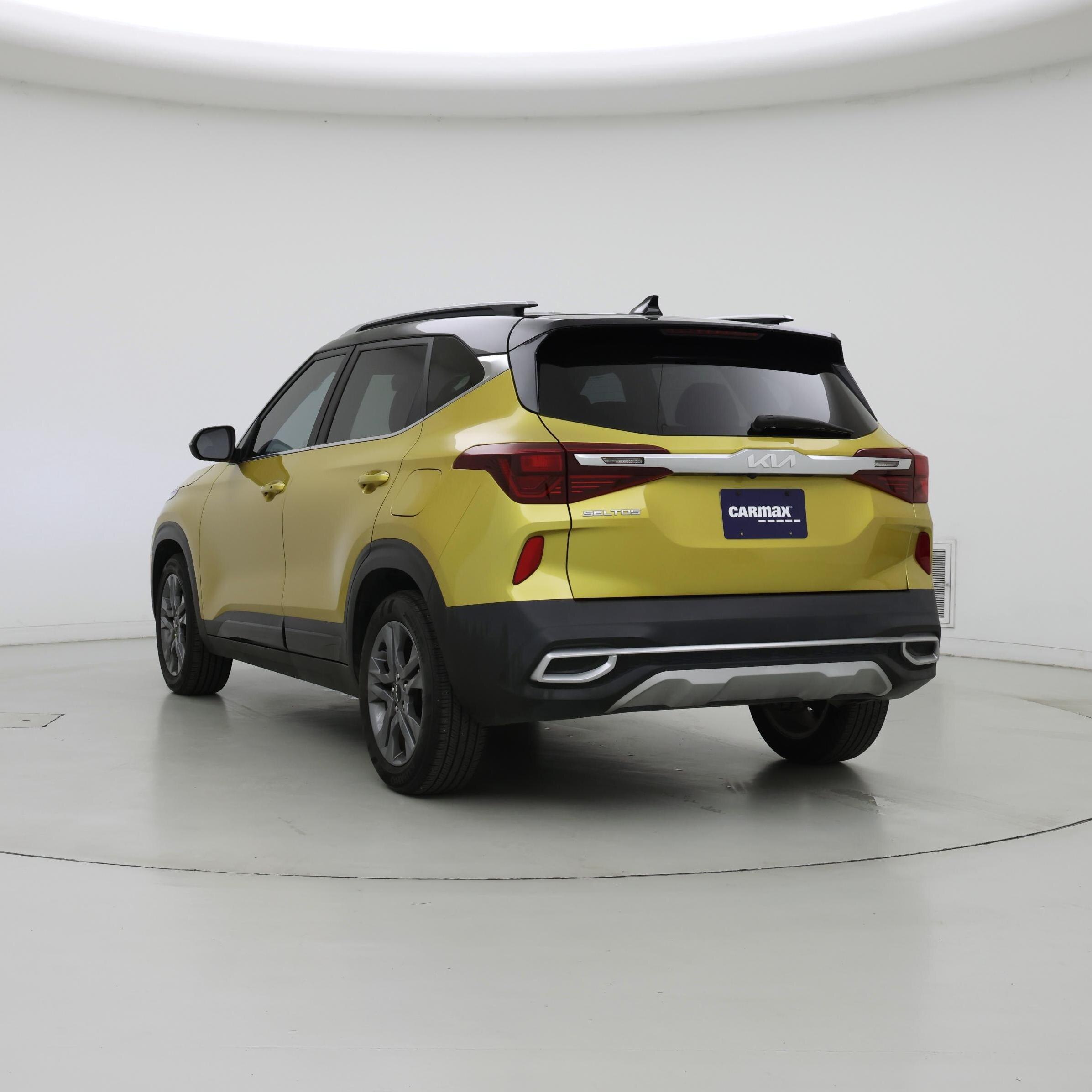 Thumbnail: 2022 Kia Seltos - 2