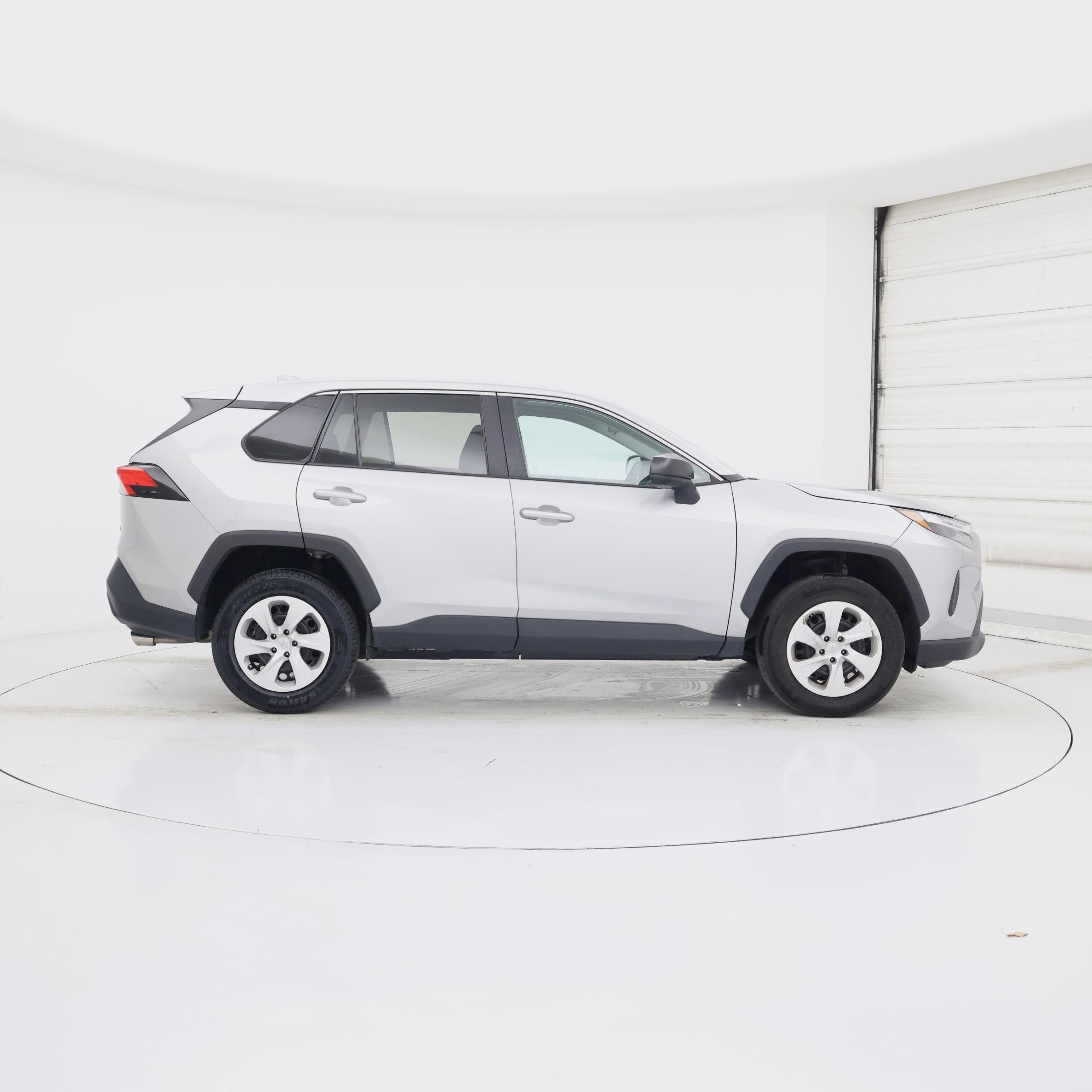 Thumbnail: 2024 Toyota RAV4 - 7