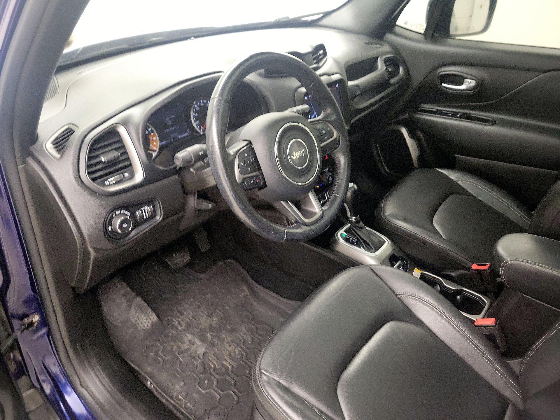 Thumbnail: 2020 Jeep Renegade - 11