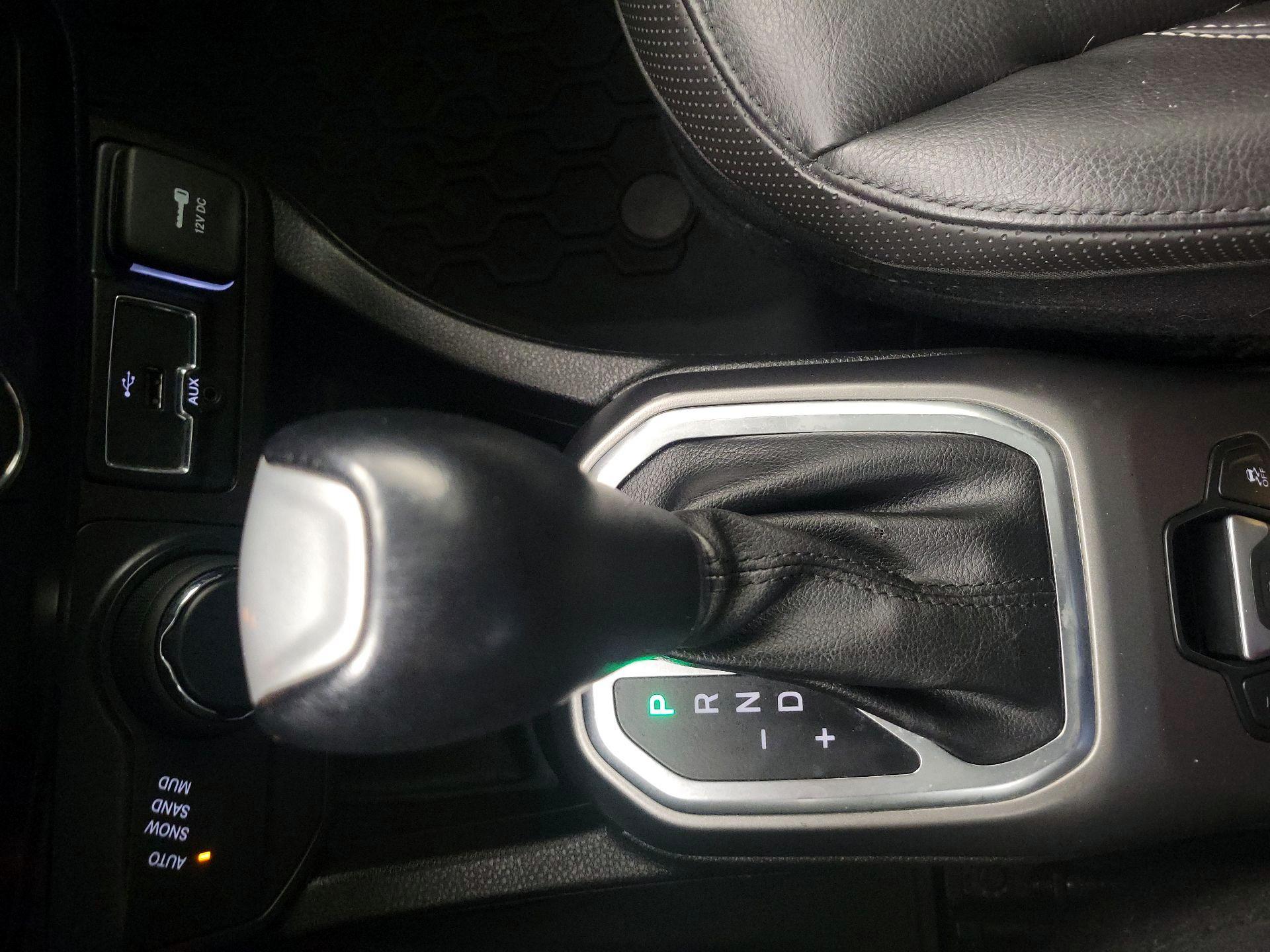 Thumbnail: 2020 Jeep Renegade - 18