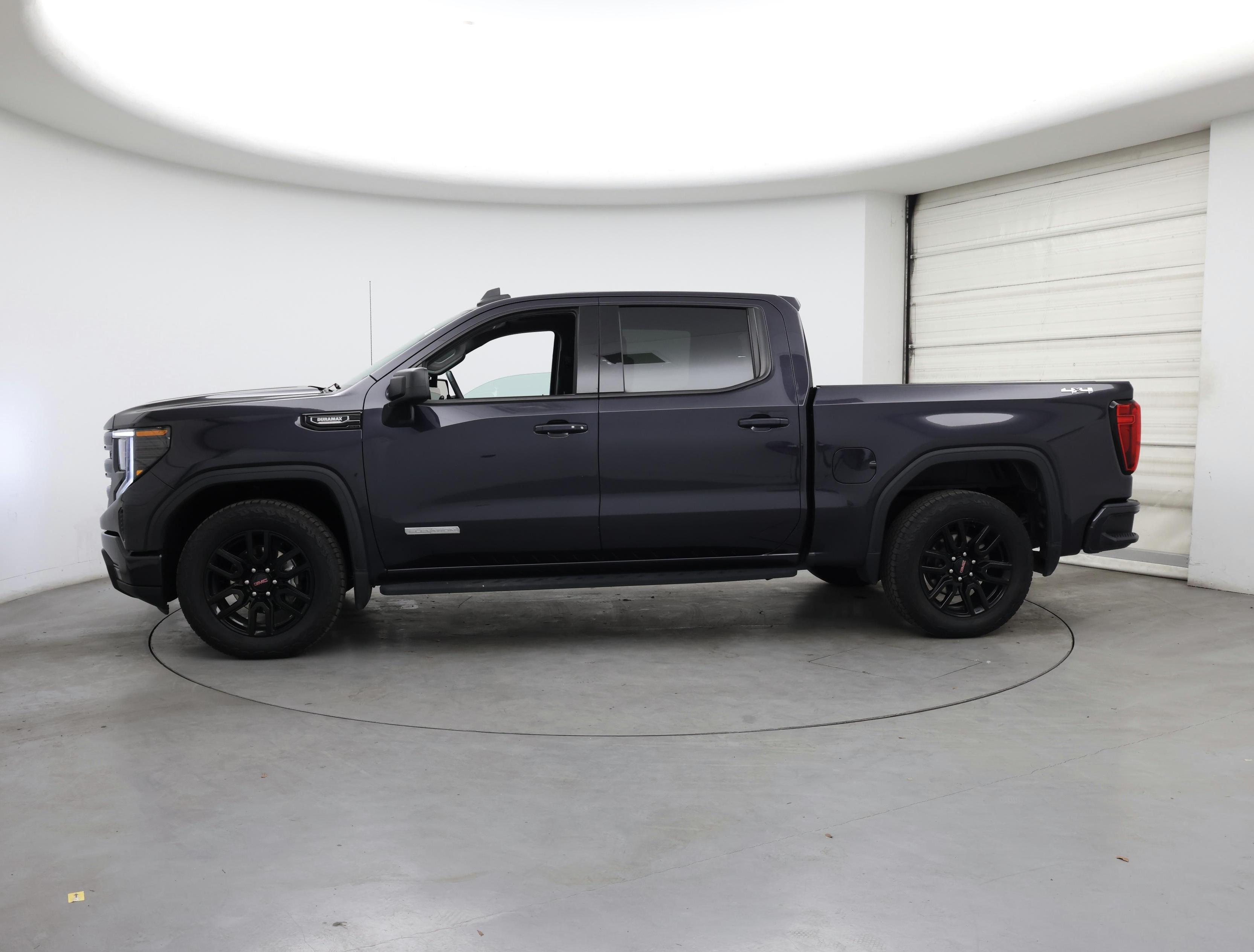 Thumbnail: 2023 GMC Sierra 1500 - 3