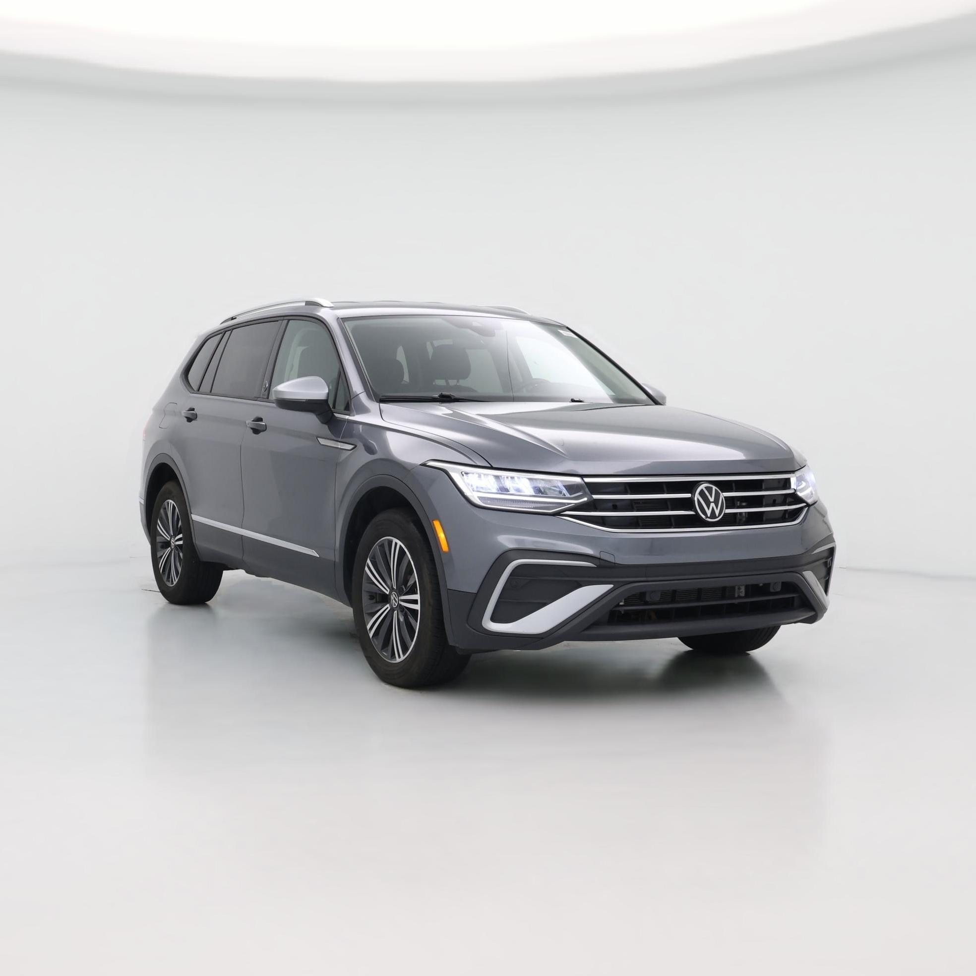 Thumbnail: 2024 Volkswagen Tiguan - 1