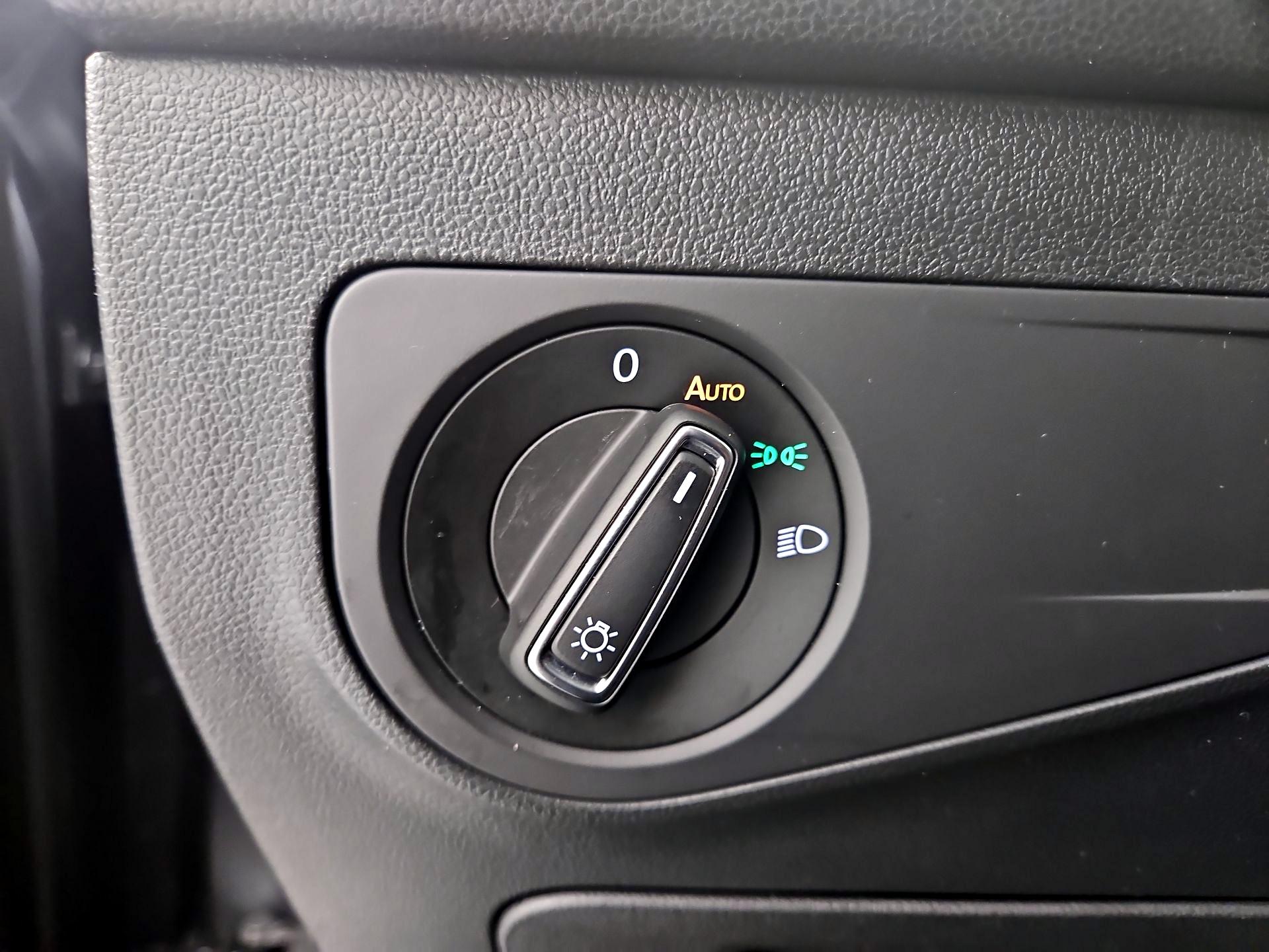 Thumbnail: 2024 Volkswagen Tiguan - 13