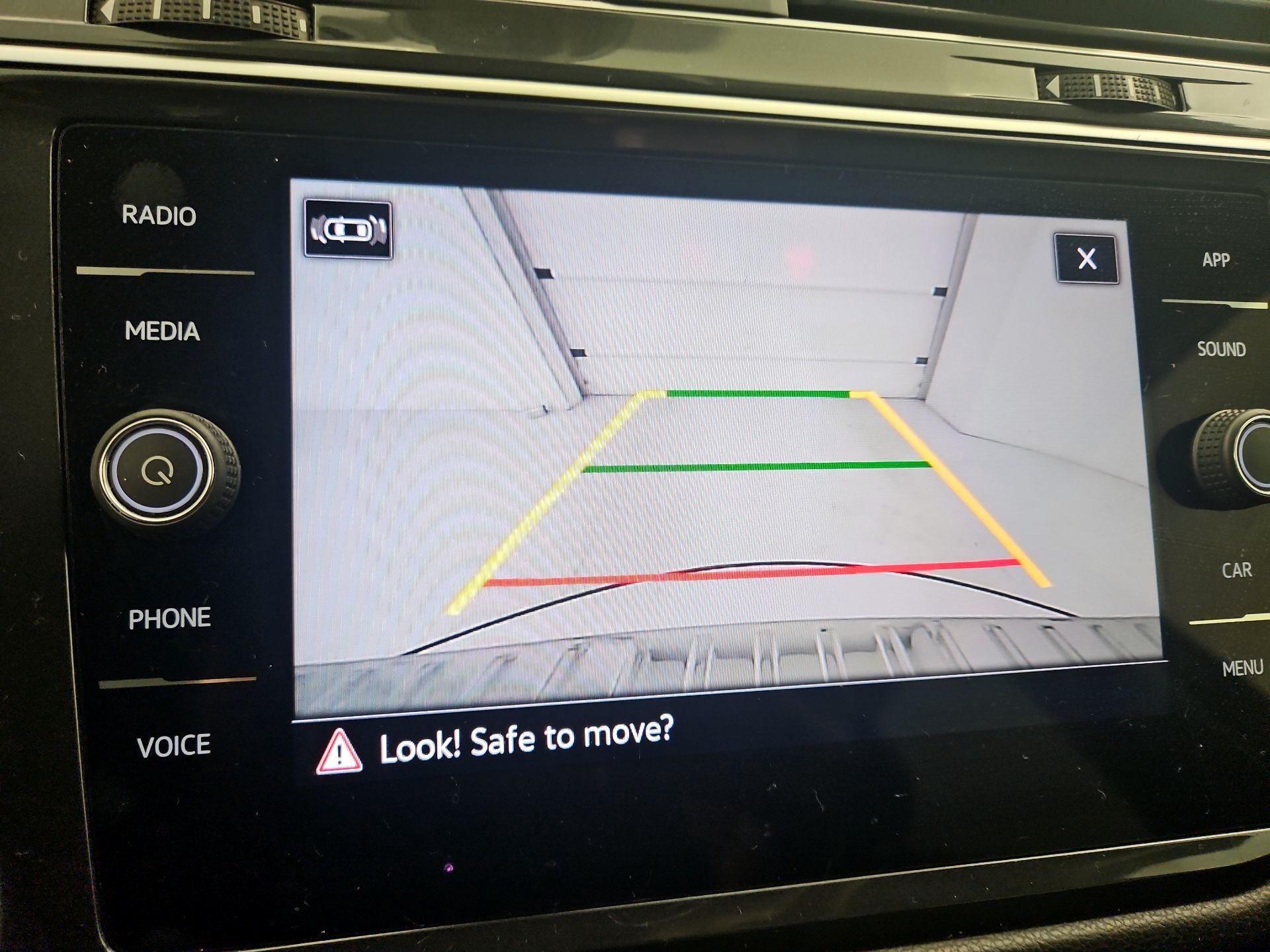 Thumbnail: 2024 Volkswagen Tiguan - 14