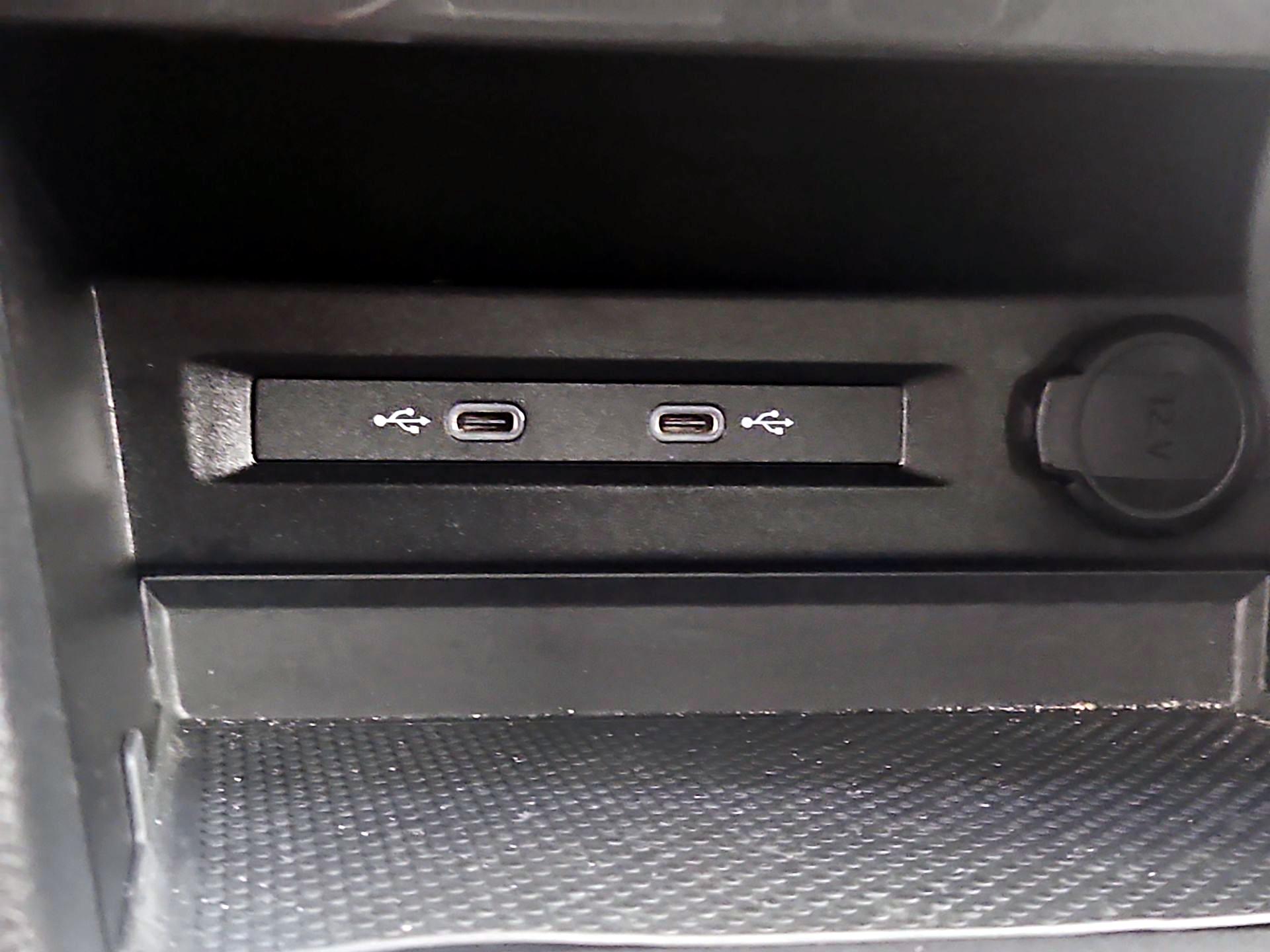 Thumbnail: 2024 Volkswagen Tiguan - 18