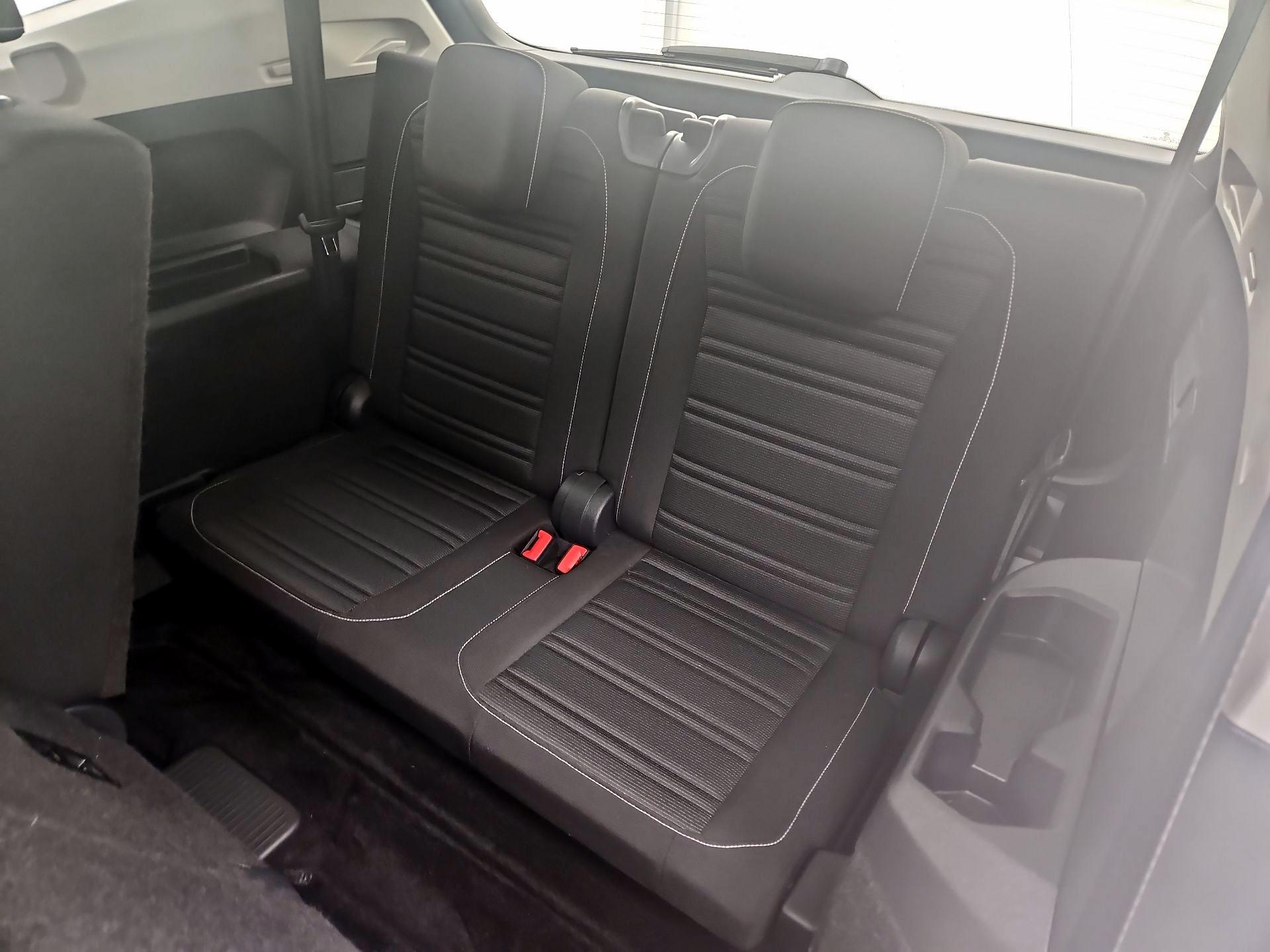 Thumbnail: 2024 Volkswagen Tiguan - 20