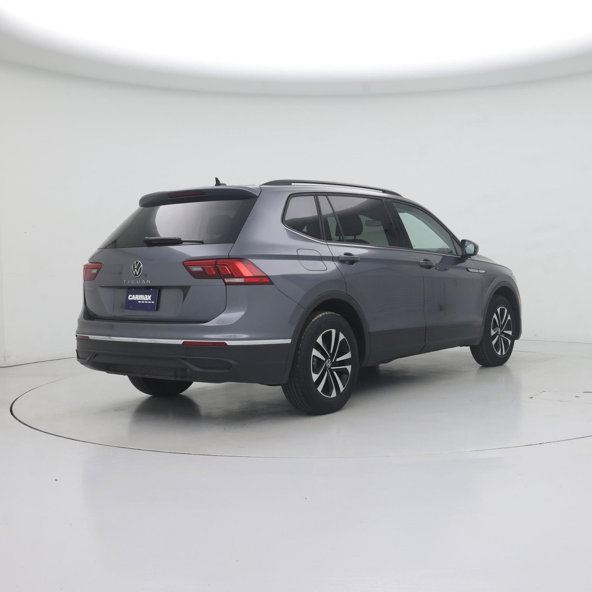 Thumbnail: 2024 Volkswagen Tiguan - 8