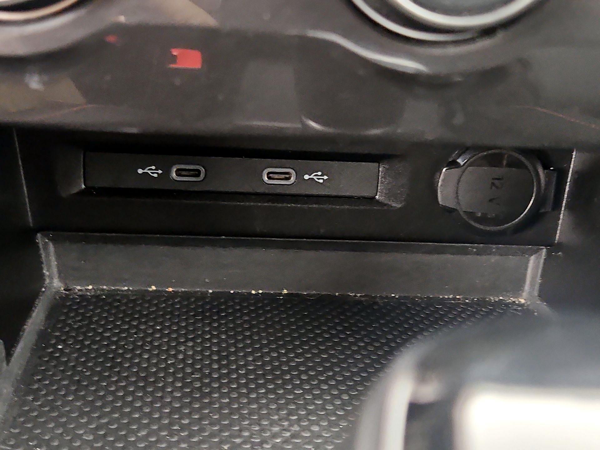 Thumbnail: 2024 Volkswagen Tiguan - 19