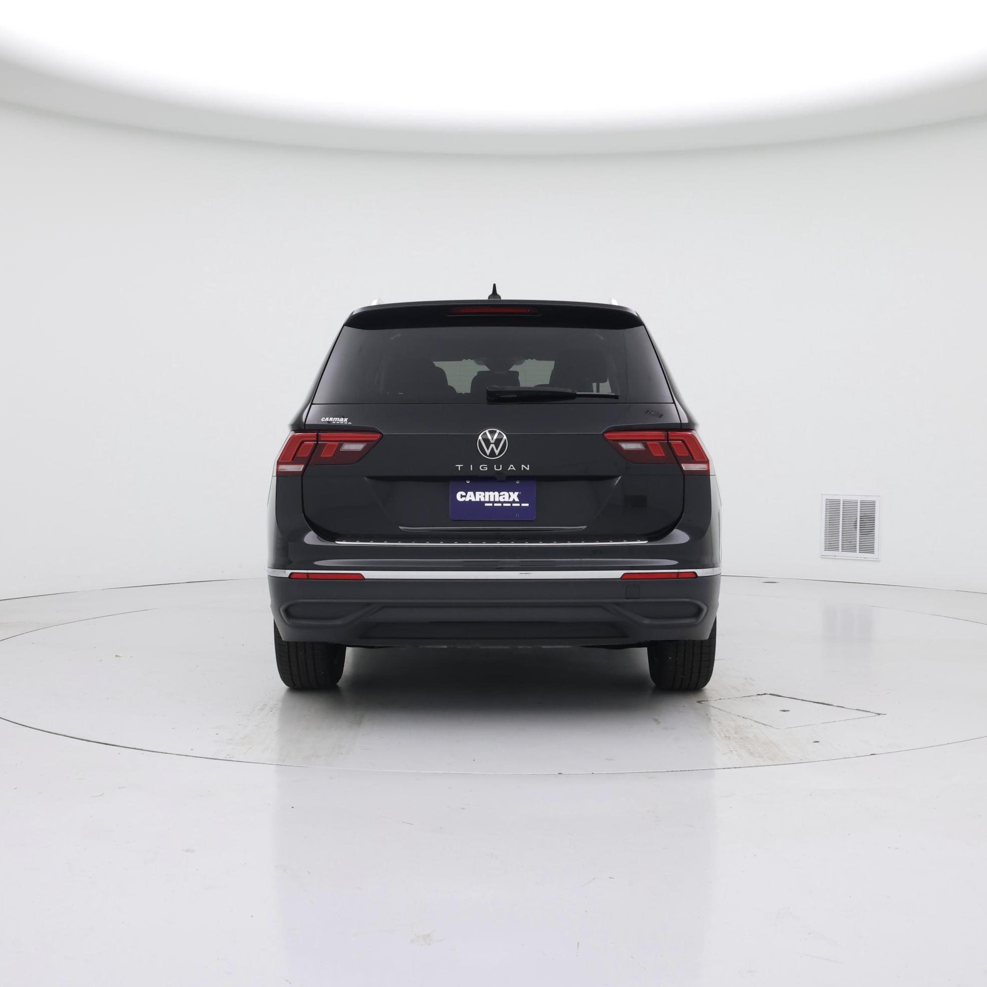 Thumbnail: 2024 Volkswagen Tiguan - 6