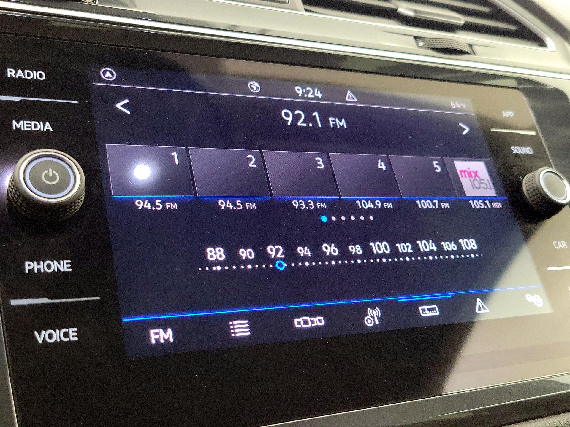 Thumbnail: 2024 Volkswagen Tiguan - 15