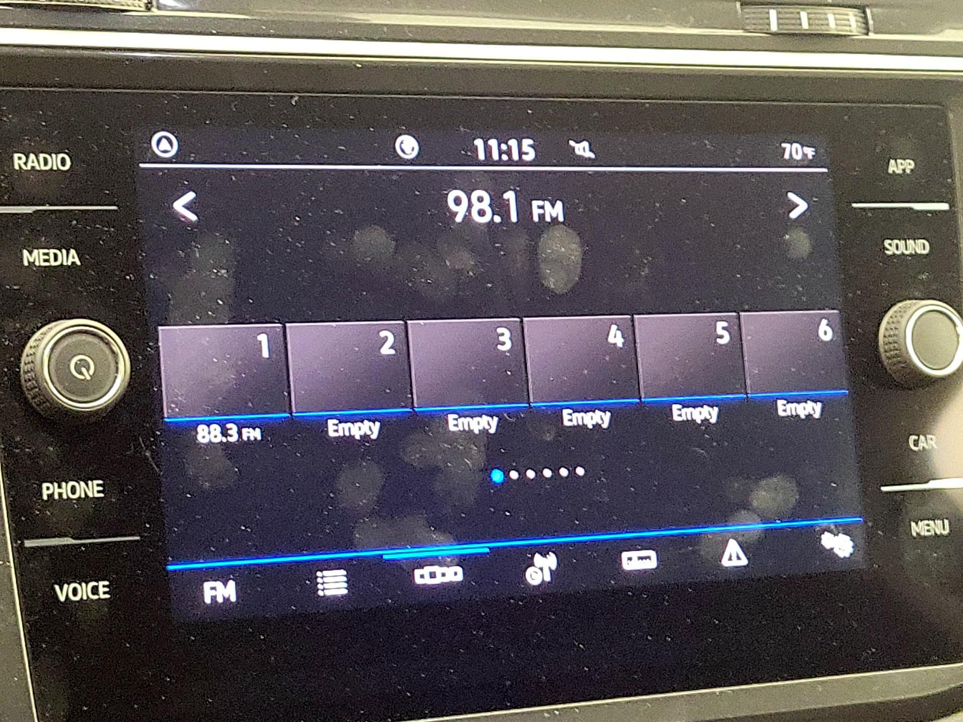 Thumbnail: 2024 Volkswagen Tiguan - 15