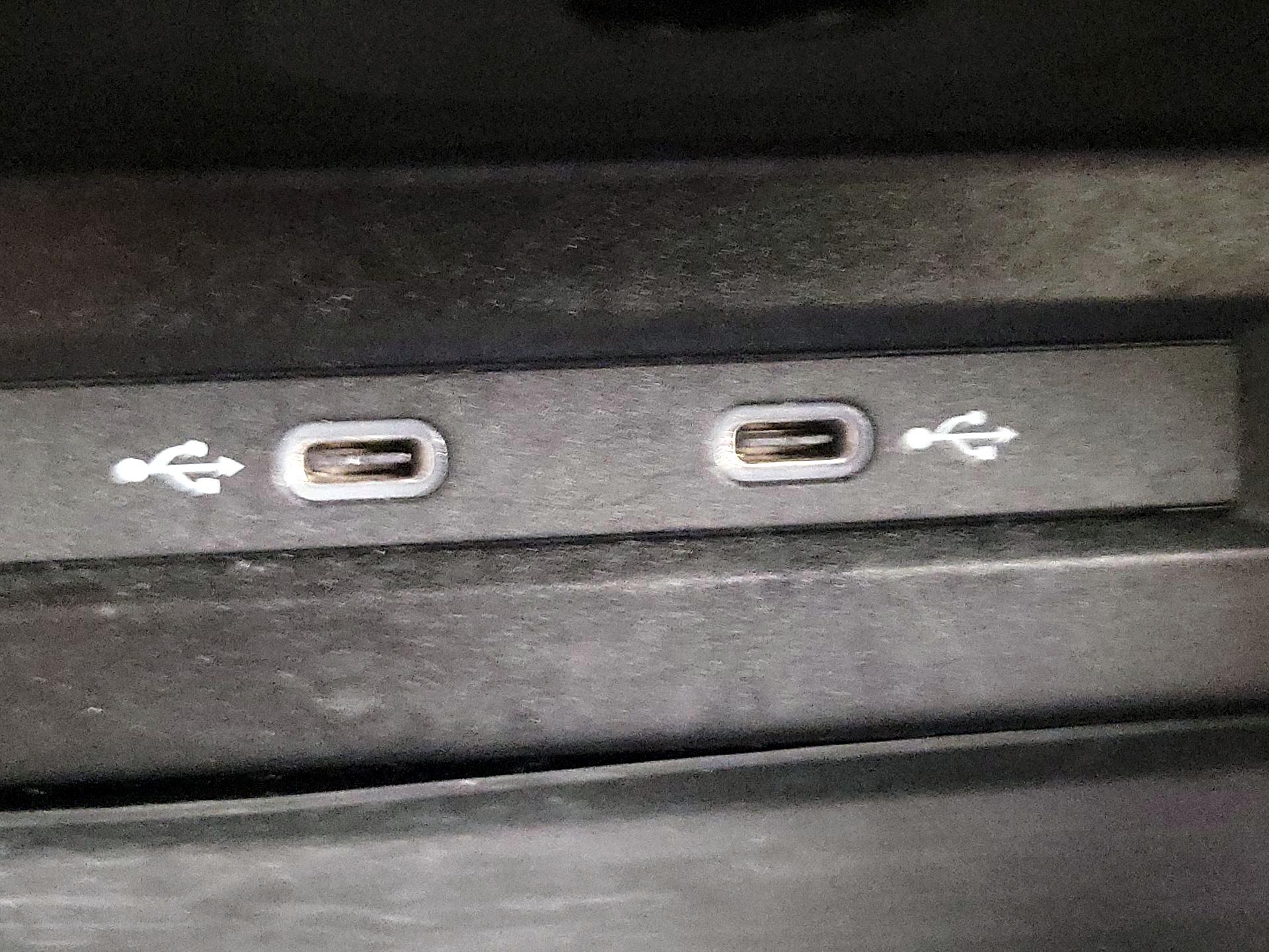 Thumbnail: 2024 Volkswagen Tiguan - 18