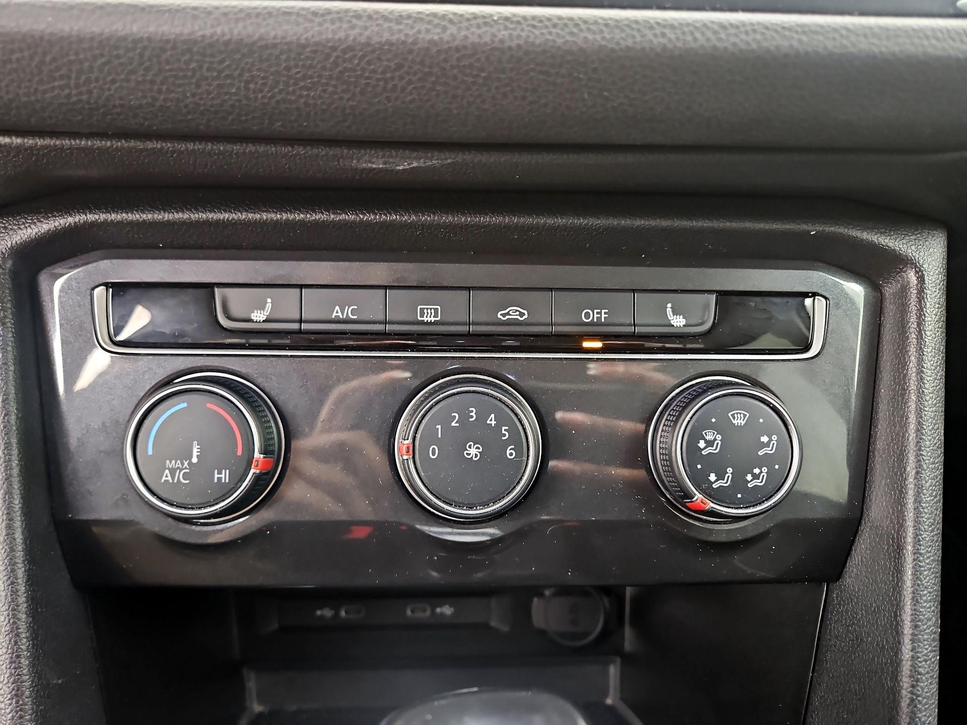 Thumbnail: 2024 Volkswagen Tiguan - 16