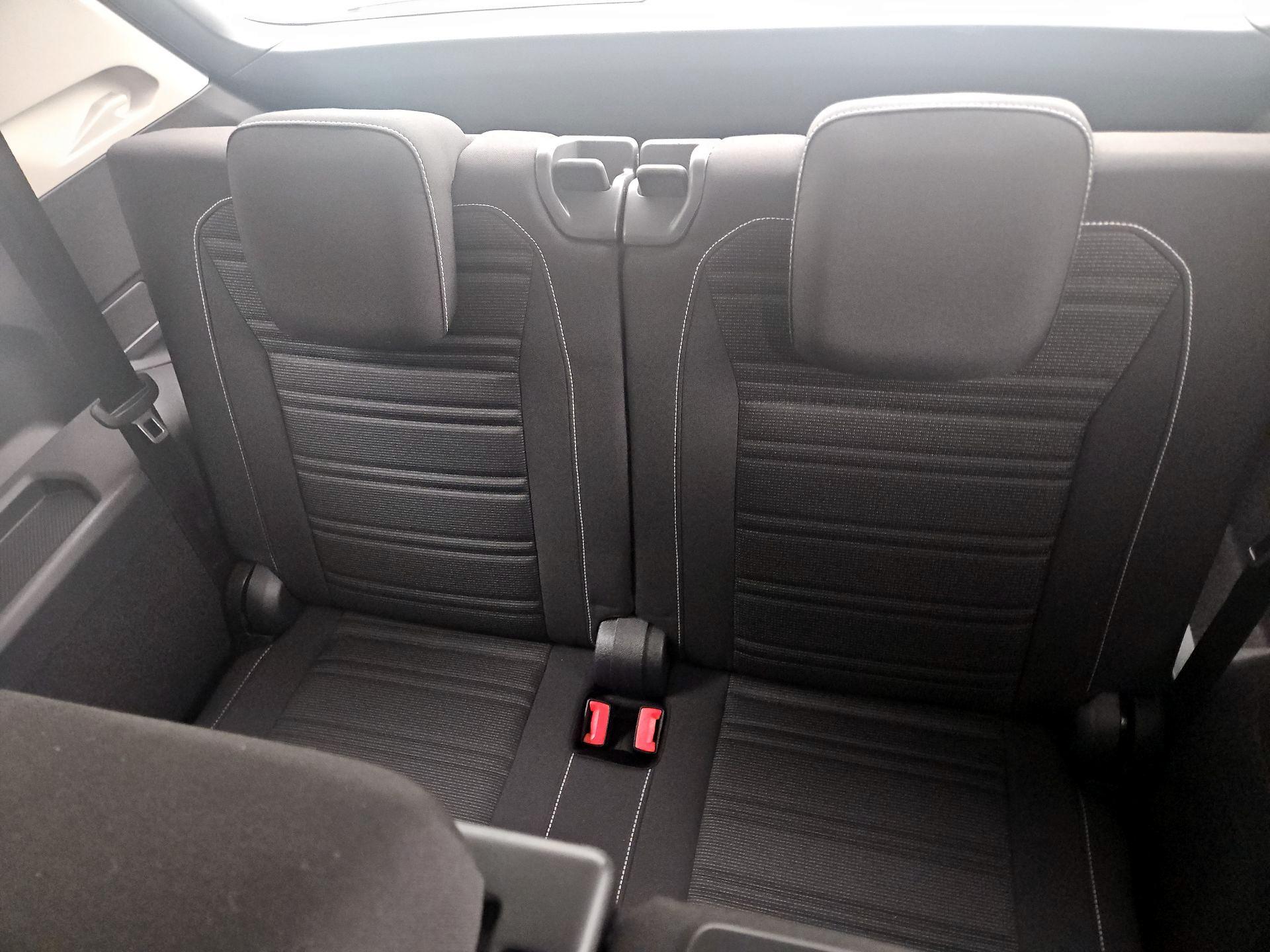 Thumbnail: 2024 Volkswagen Tiguan - 20