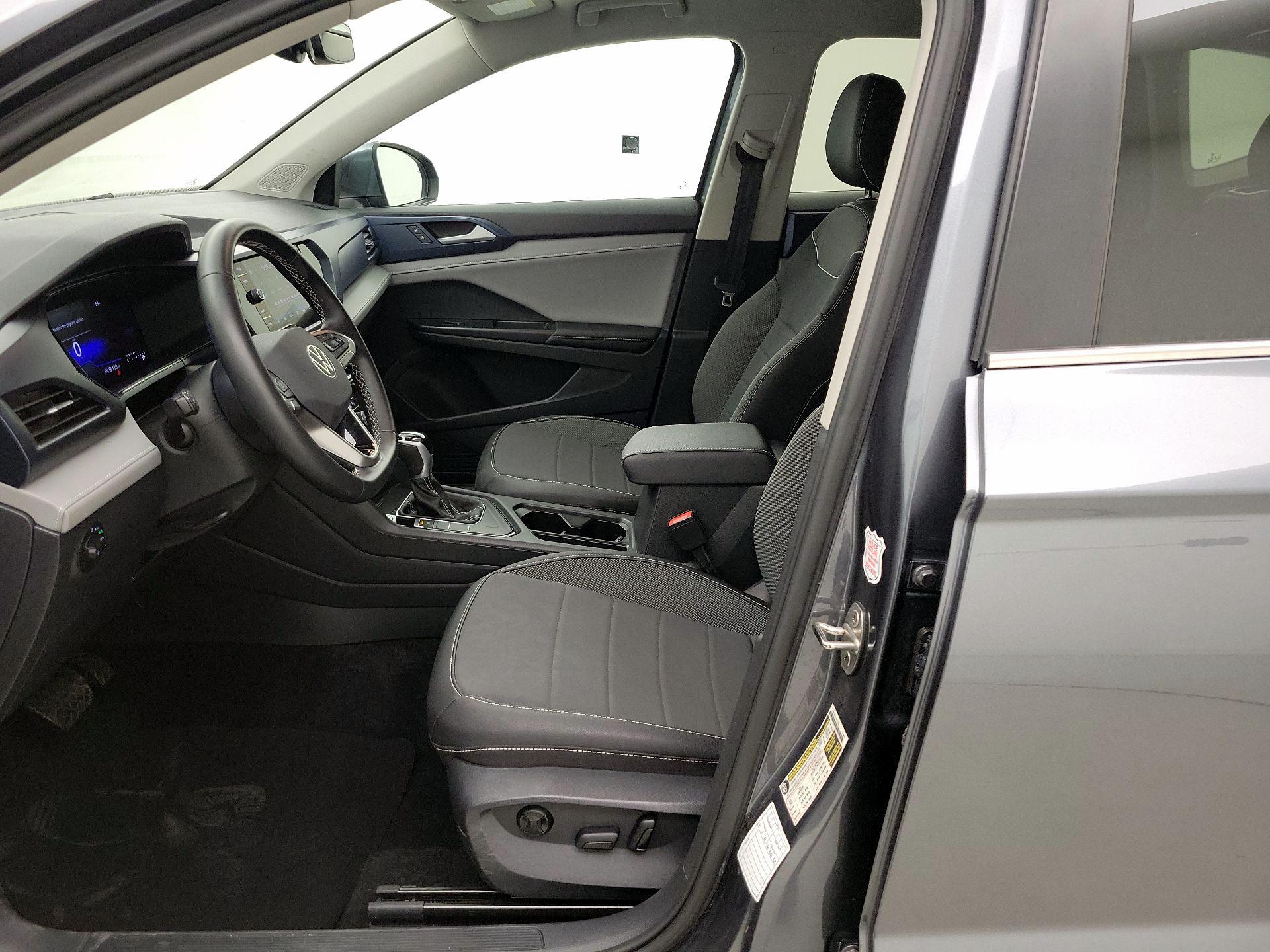 Thumbnail: 2024 Volkswagen Taos - 11