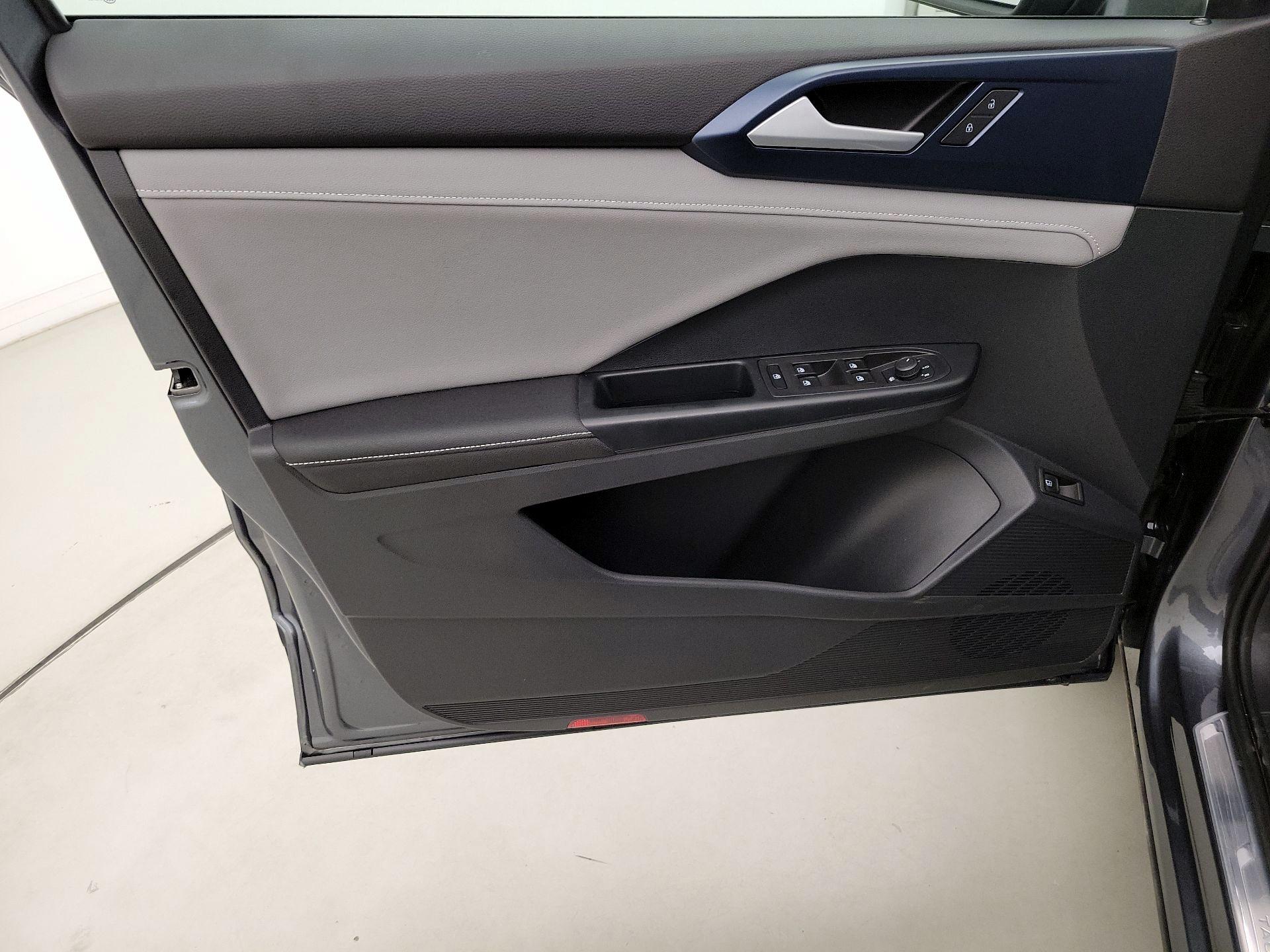 Thumbnail: 2024 Volkswagen Taos - 12