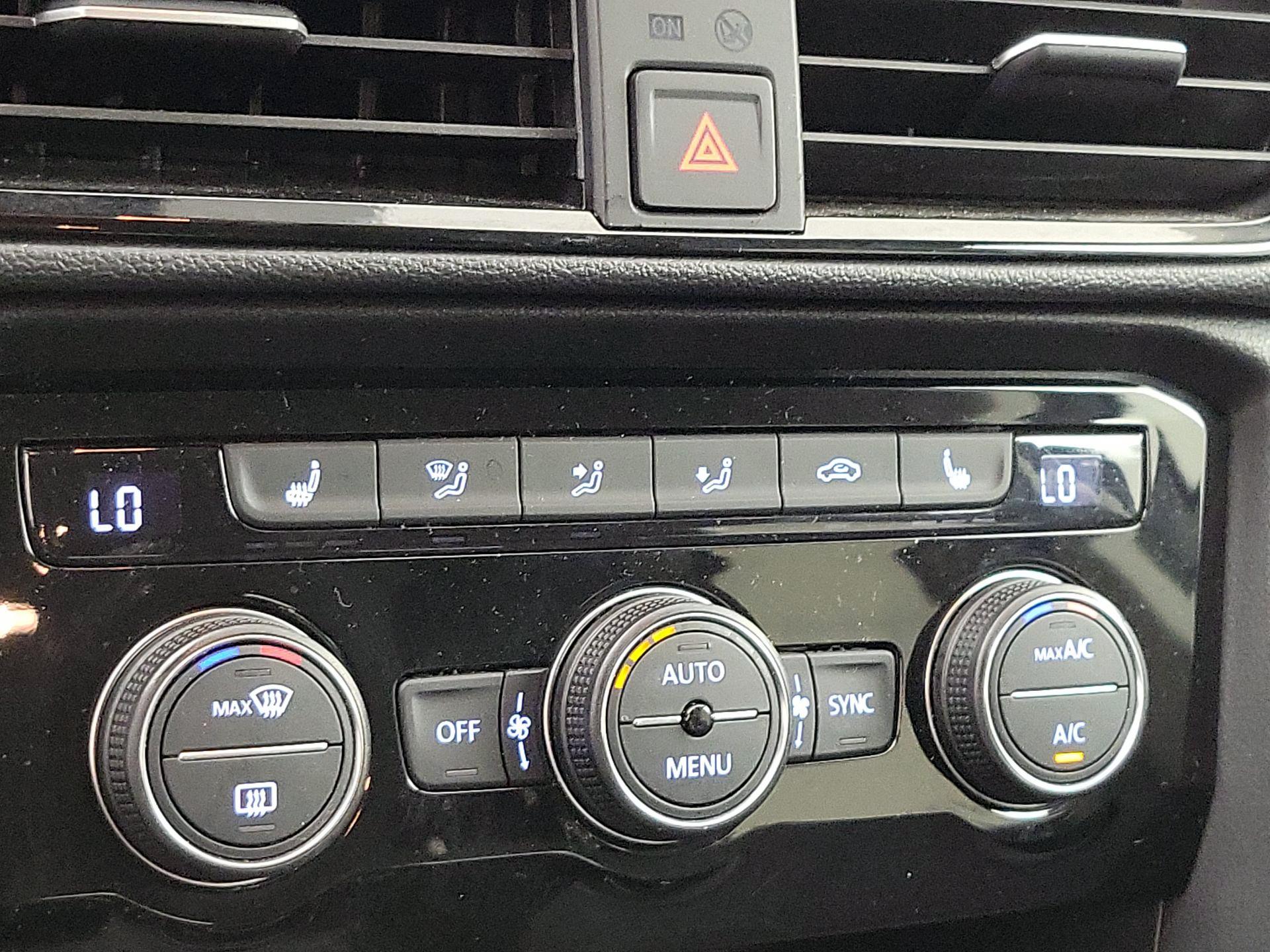 Thumbnail: 2024 Volkswagen Taos - 16