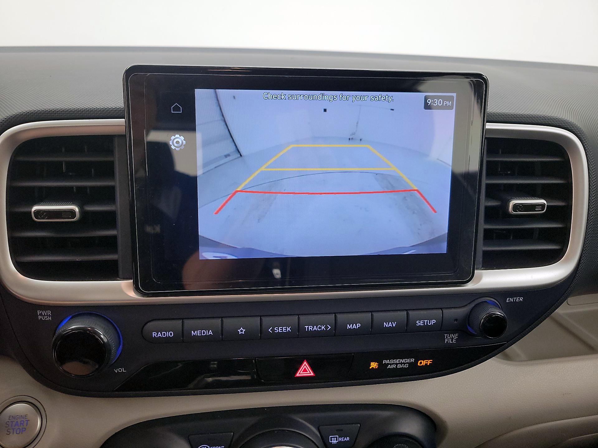 Thumbnail: 2023 Hyundai Venue - 14