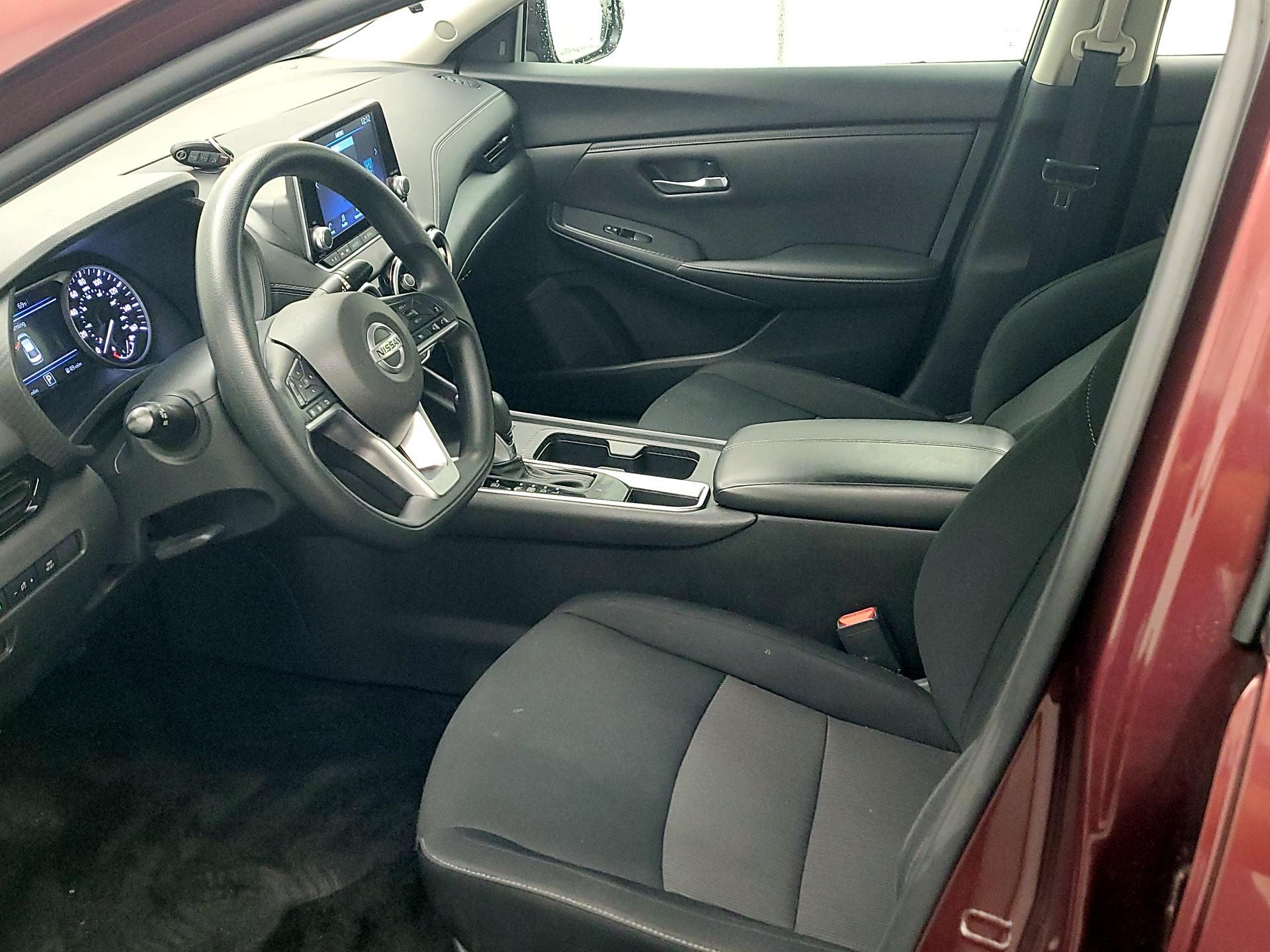 Thumbnail: 2023 Nissan Sentra - 11