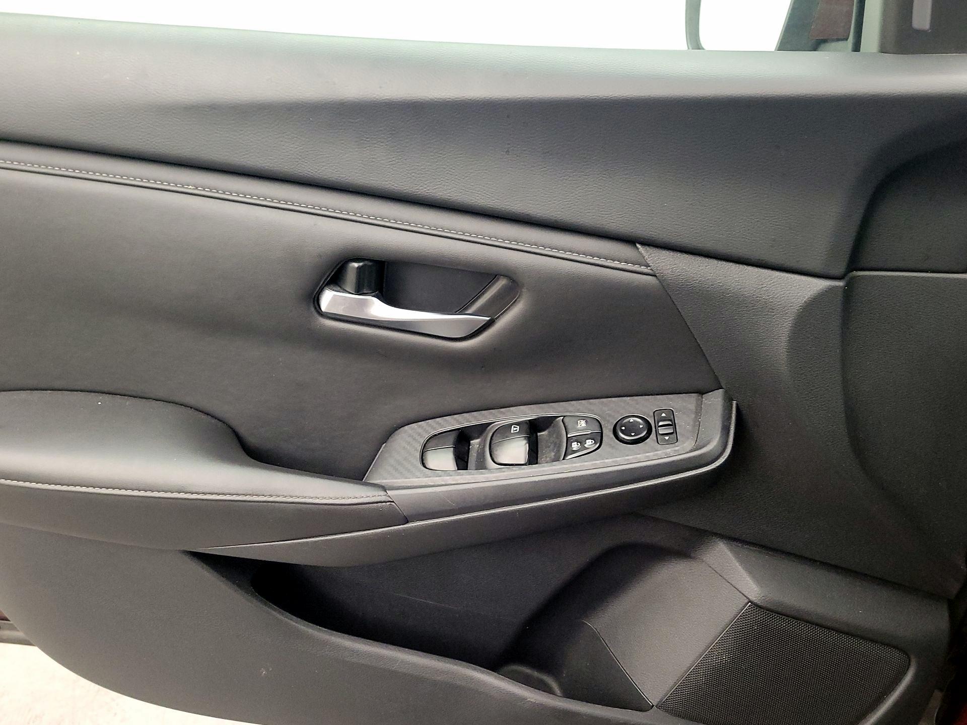 Thumbnail: 2023 Nissan Sentra - 12