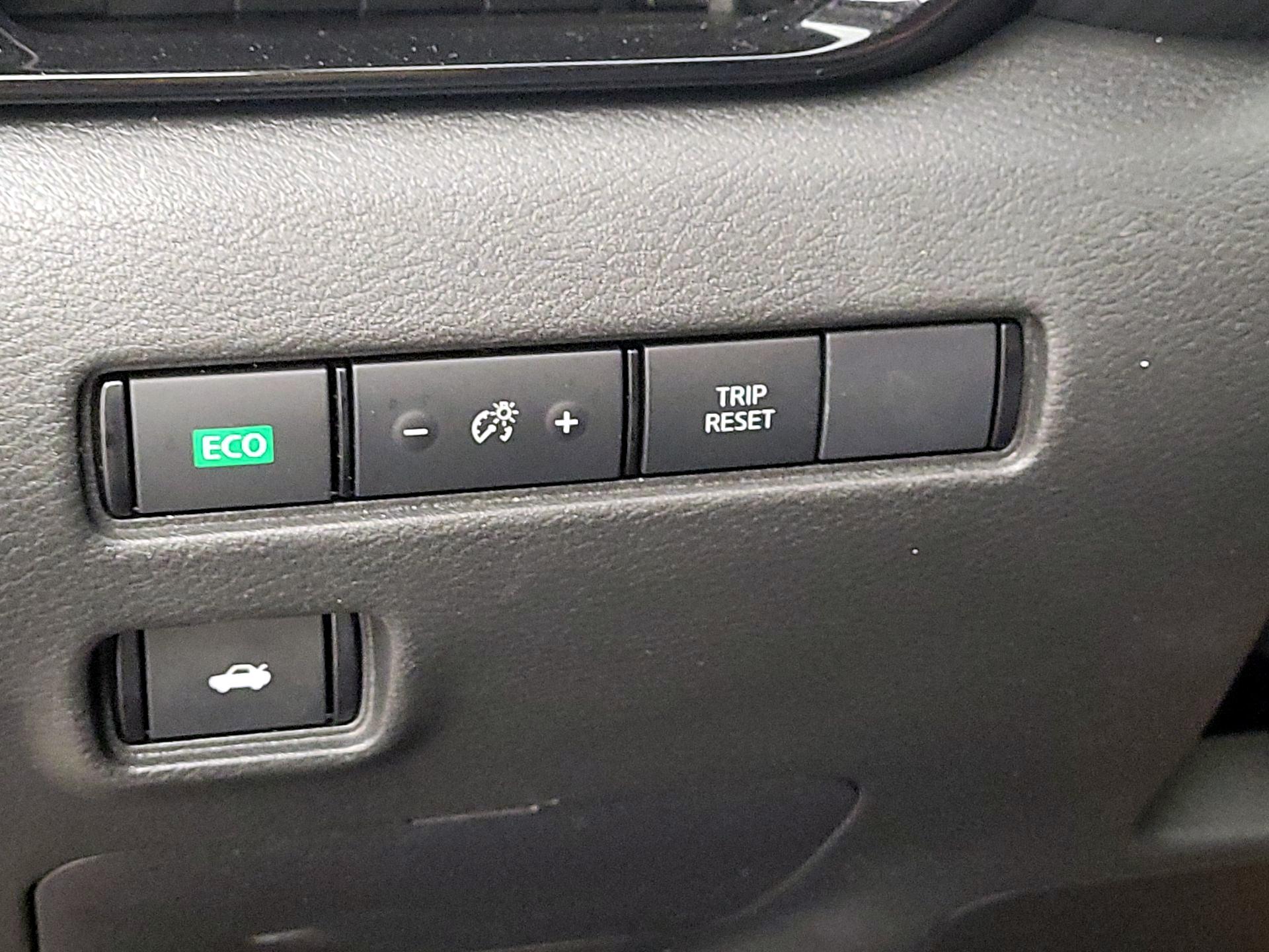 Thumbnail: 2023 Nissan Sentra - 13