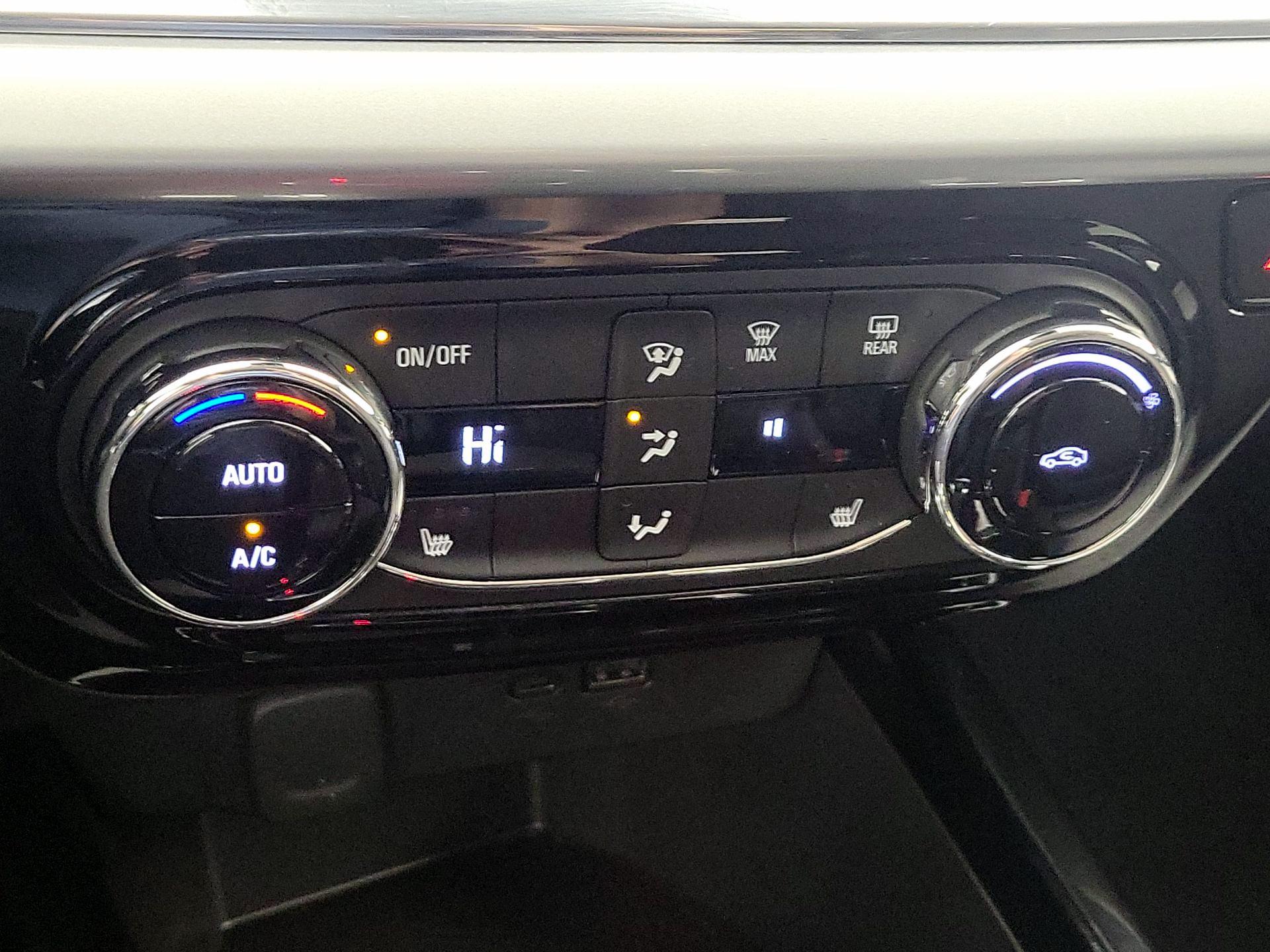 Thumbnail: 2025 Chevrolet Trax - 16