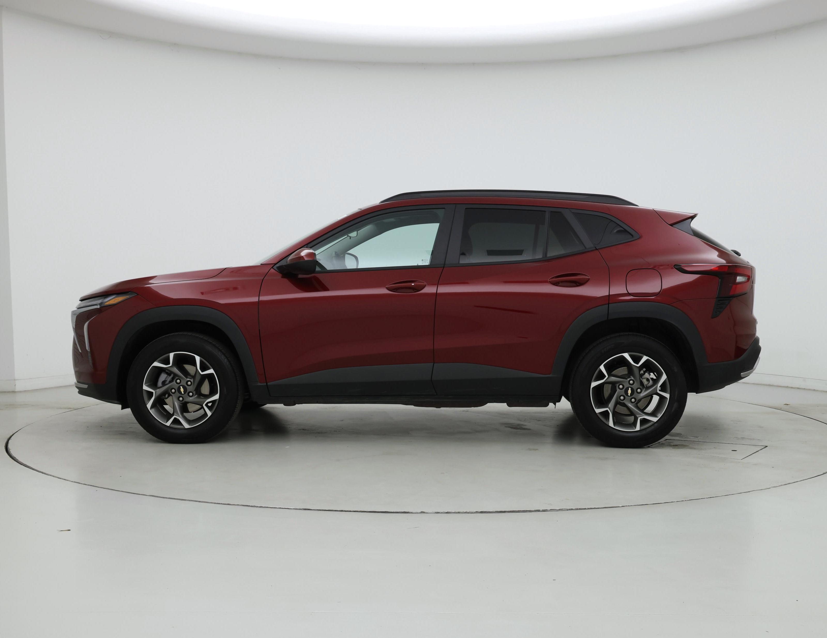 Thumbnail: 2025 Chevrolet Trax - 3