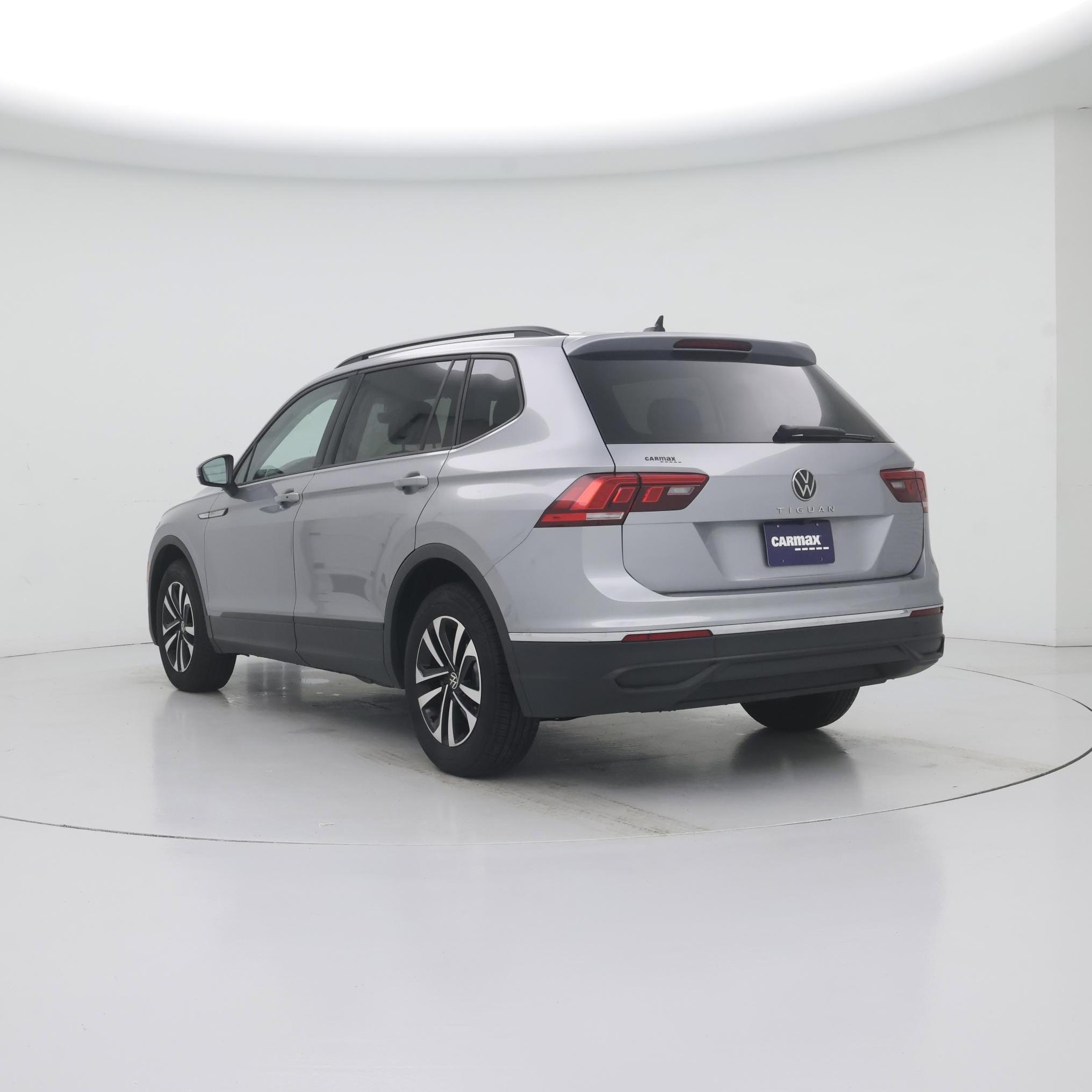 Thumbnail: 2024 Volkswagen Tiguan - 2