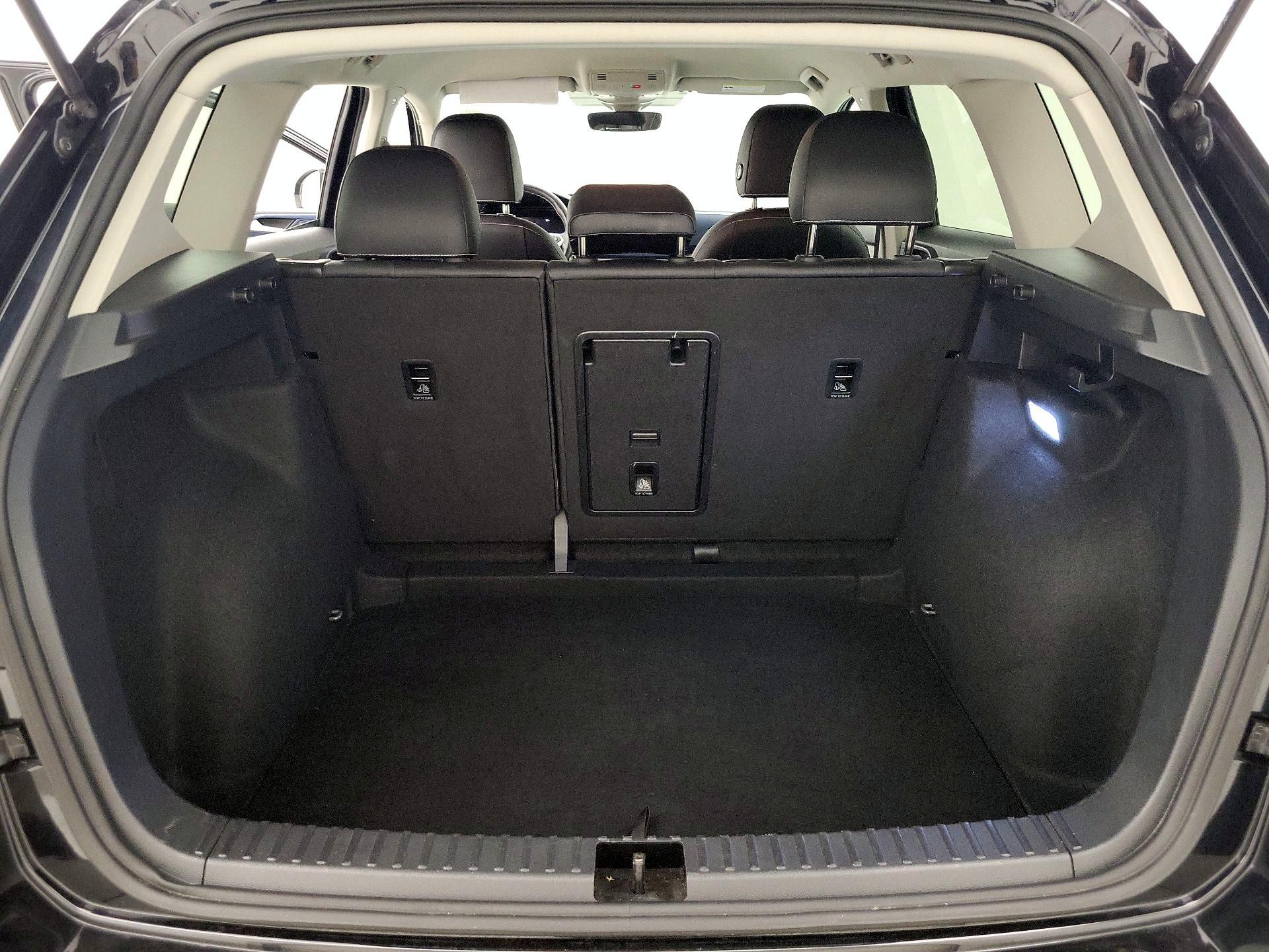 Thumbnail: 2024 Volkswagen Taos - 20