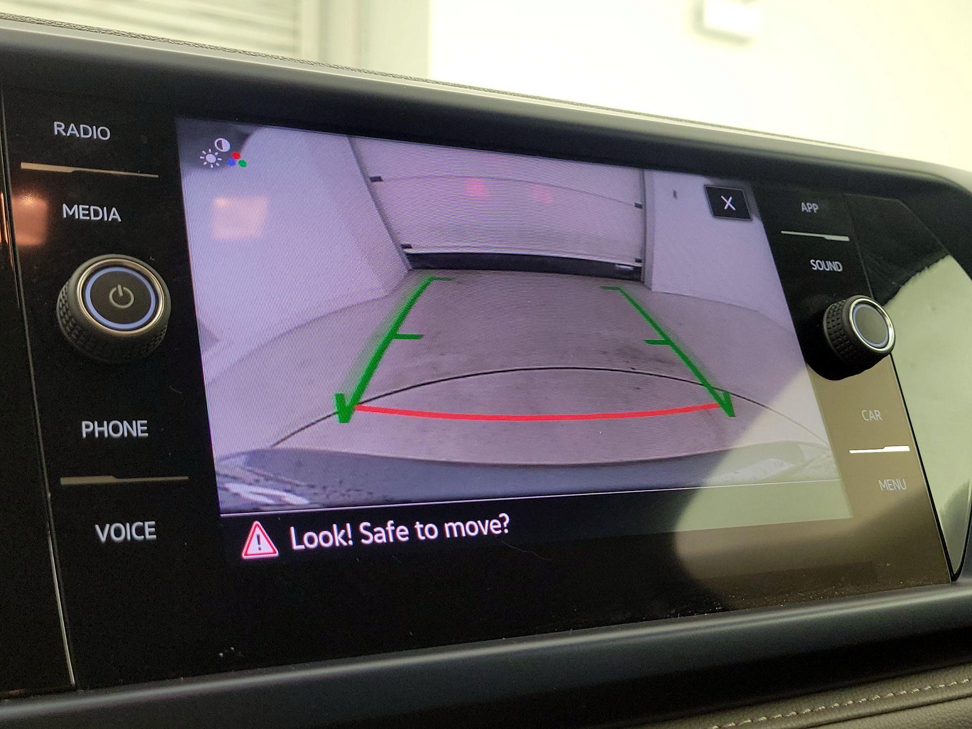 Thumbnail: 2024 Volkswagen Taos - 14