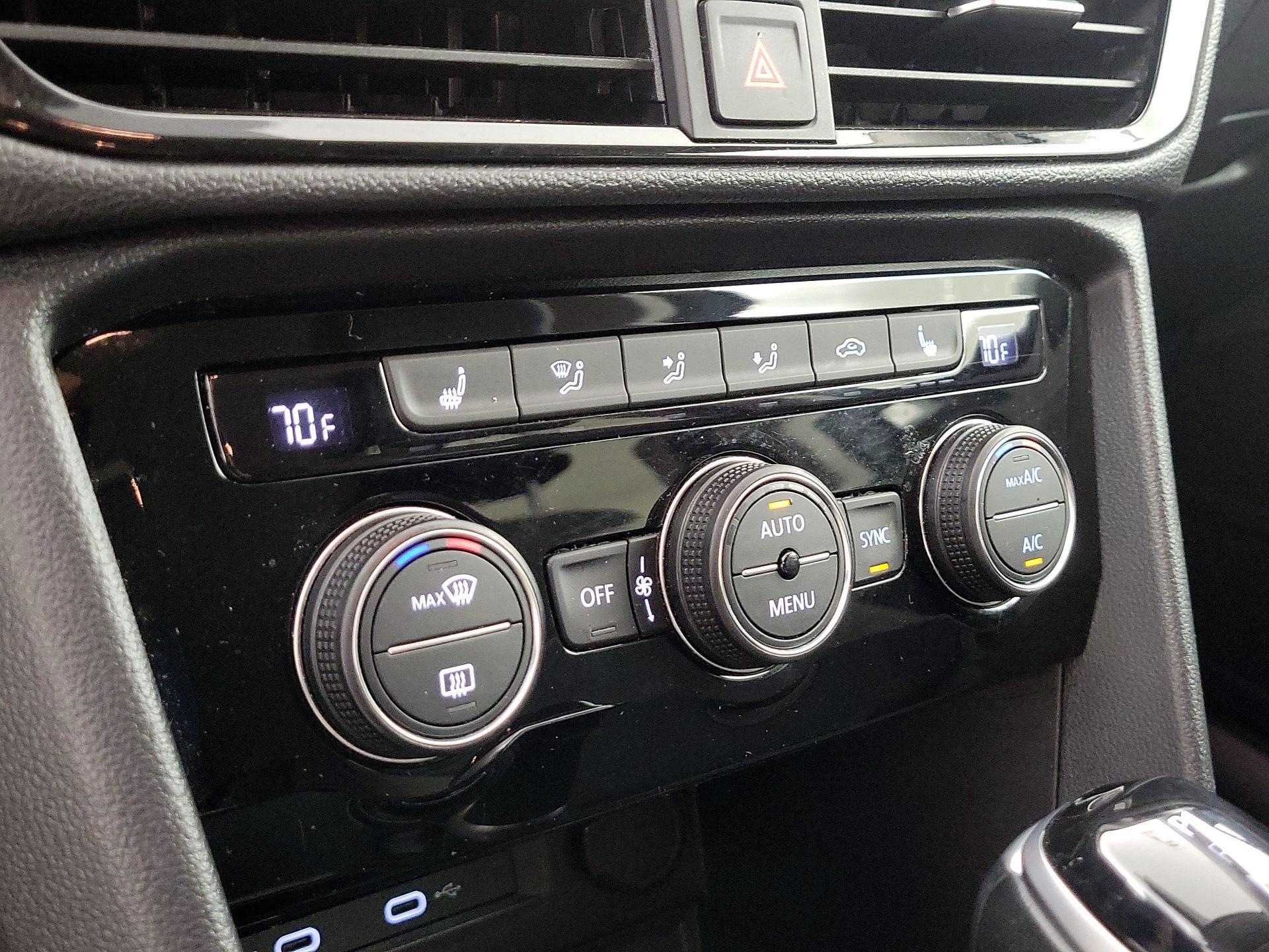 Thumbnail: 2024 Volkswagen Taos - 16