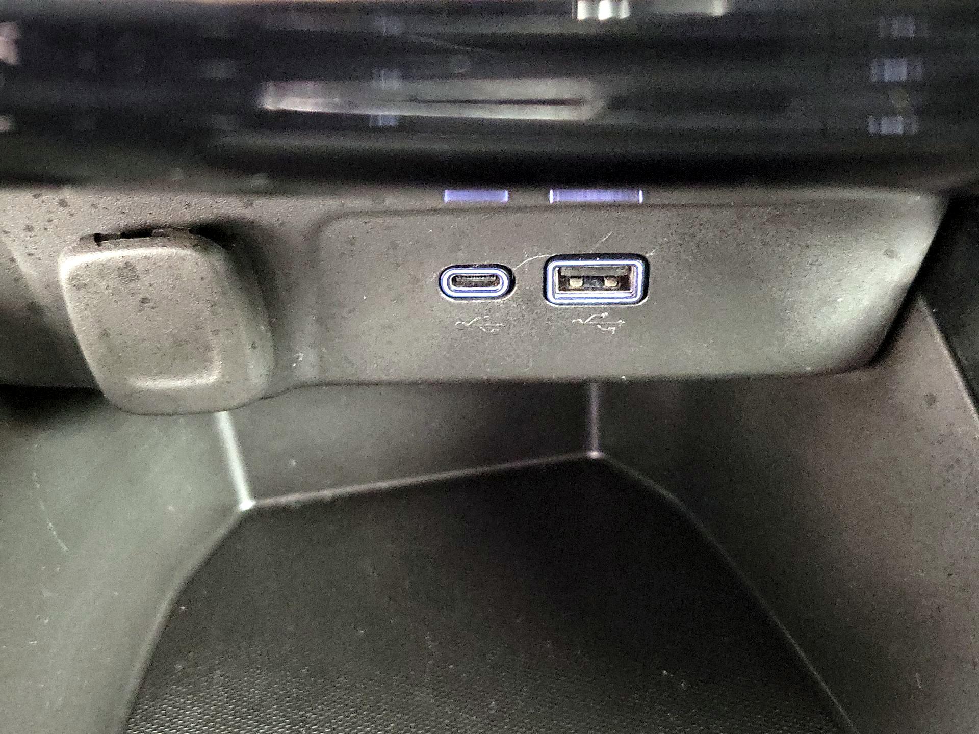 Thumbnail: 2025 Chevrolet Trax - 18