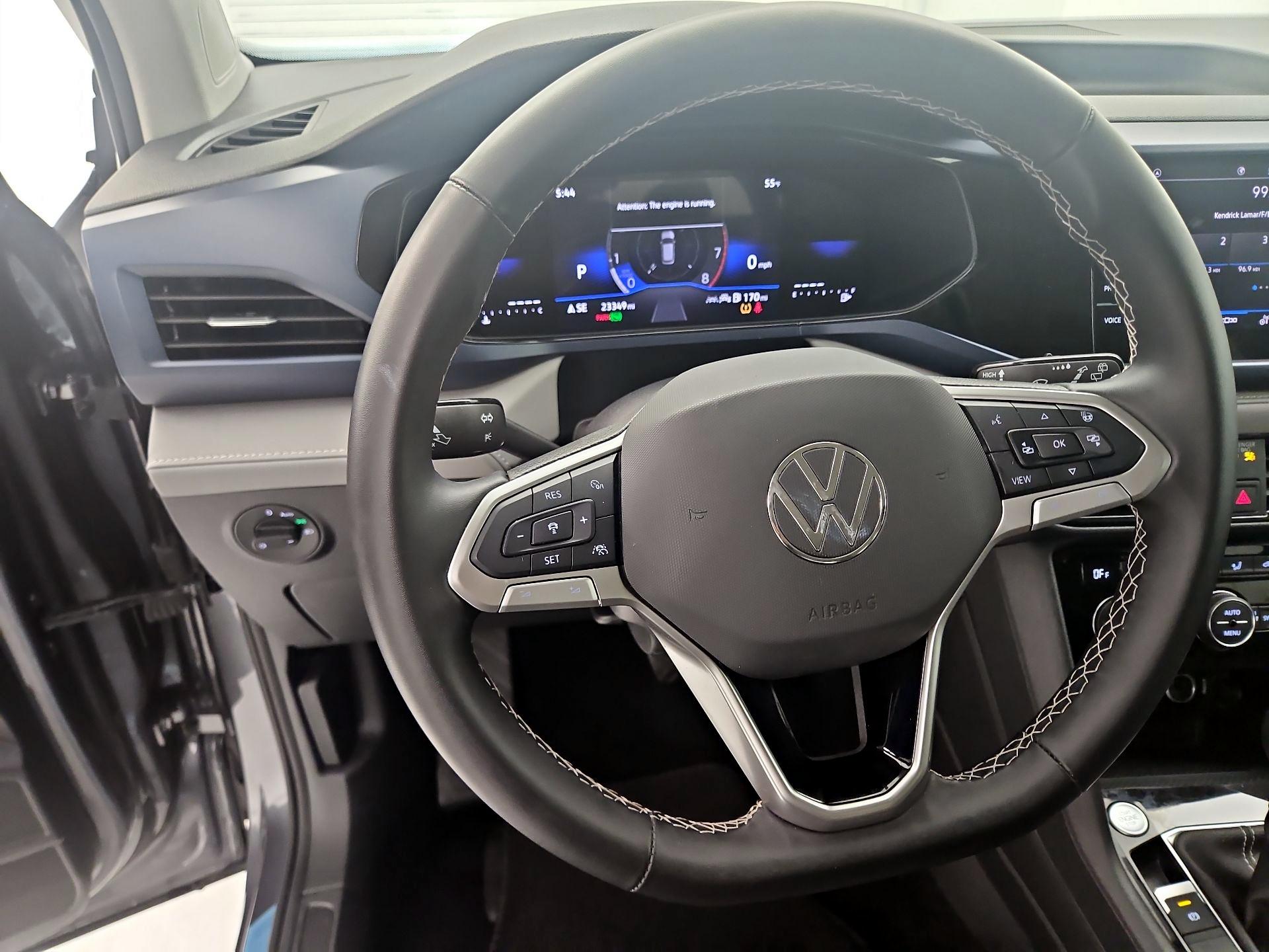 Thumbnail: 2024 Volkswagen Taos - 10