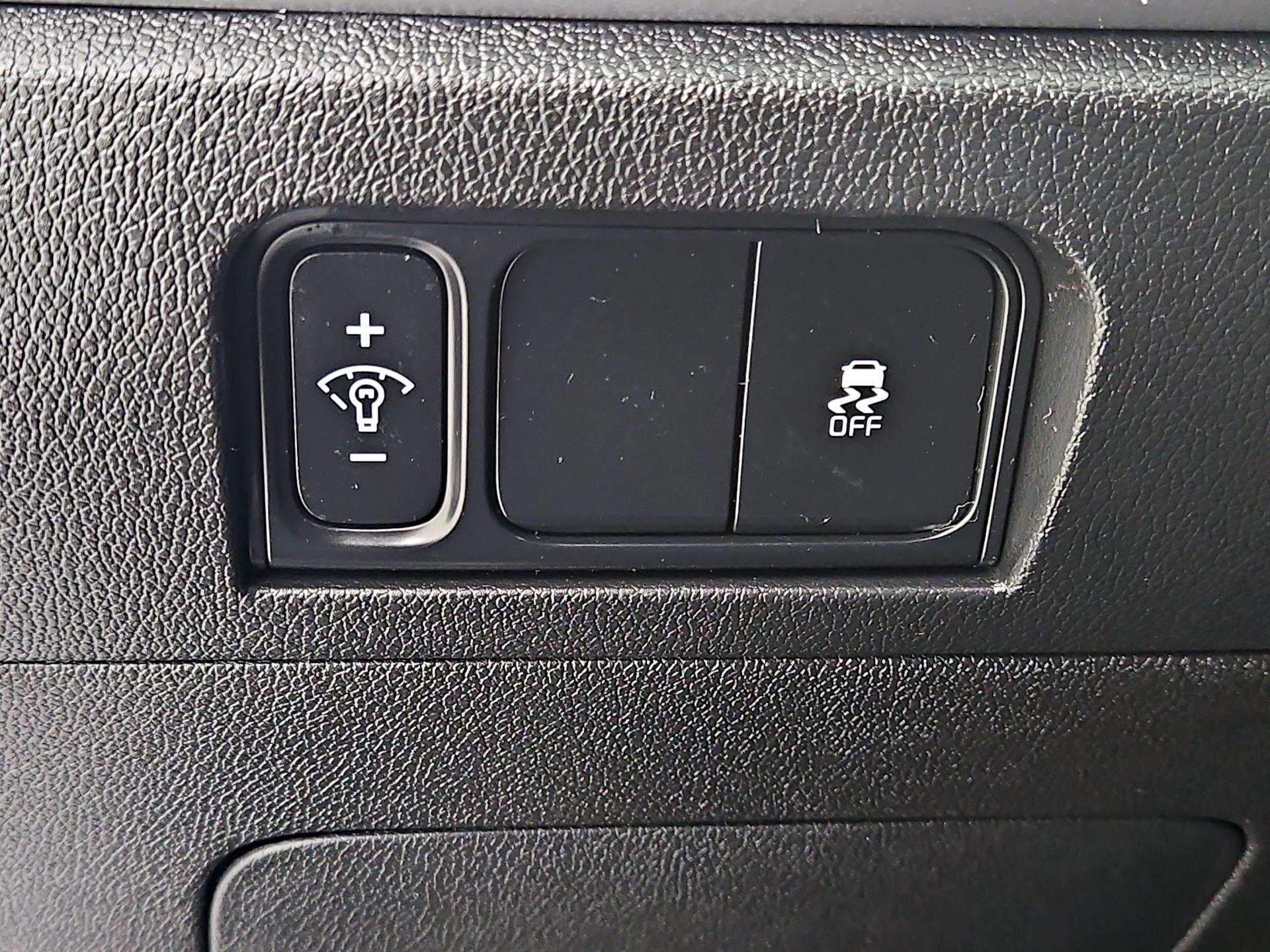 Thumbnail: 2024 Kia Sorento - 13