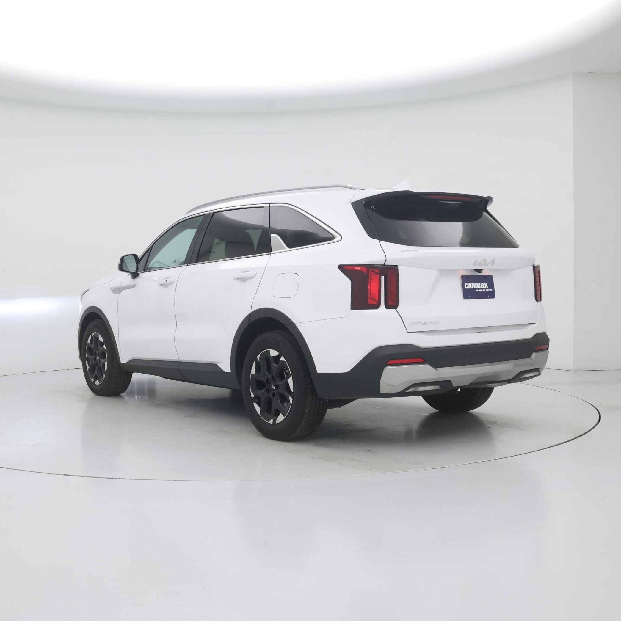 Thumbnail: 2024 Kia Sorento - 2