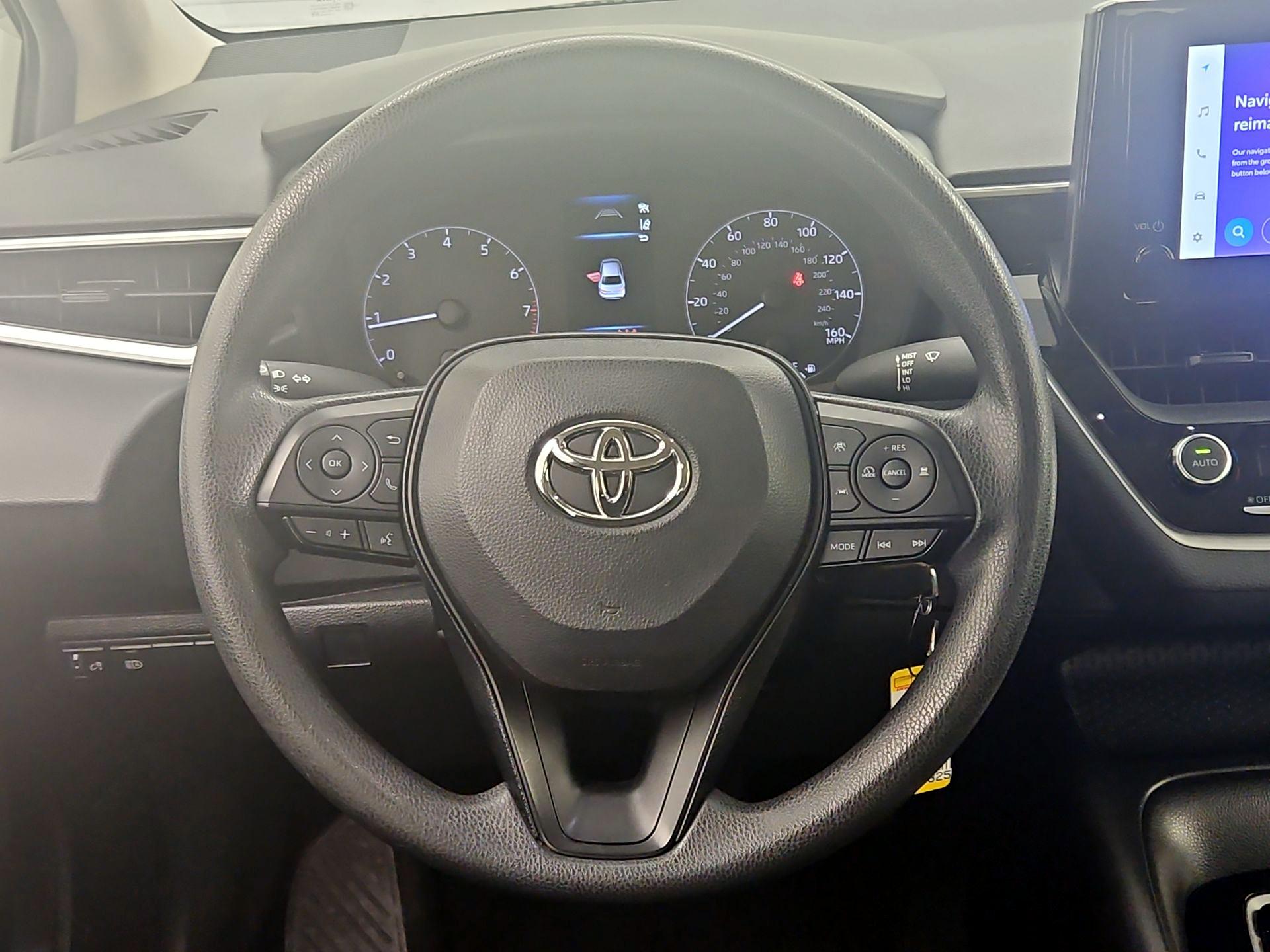 Thumbnail: 2023 Toyota Corolla - 10