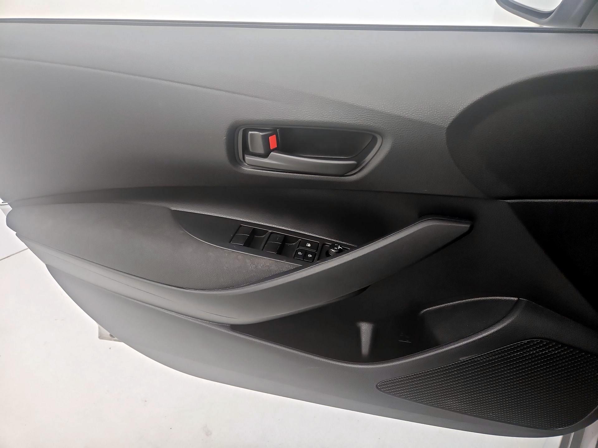 Thumbnail: 2023 Toyota Corolla - 12