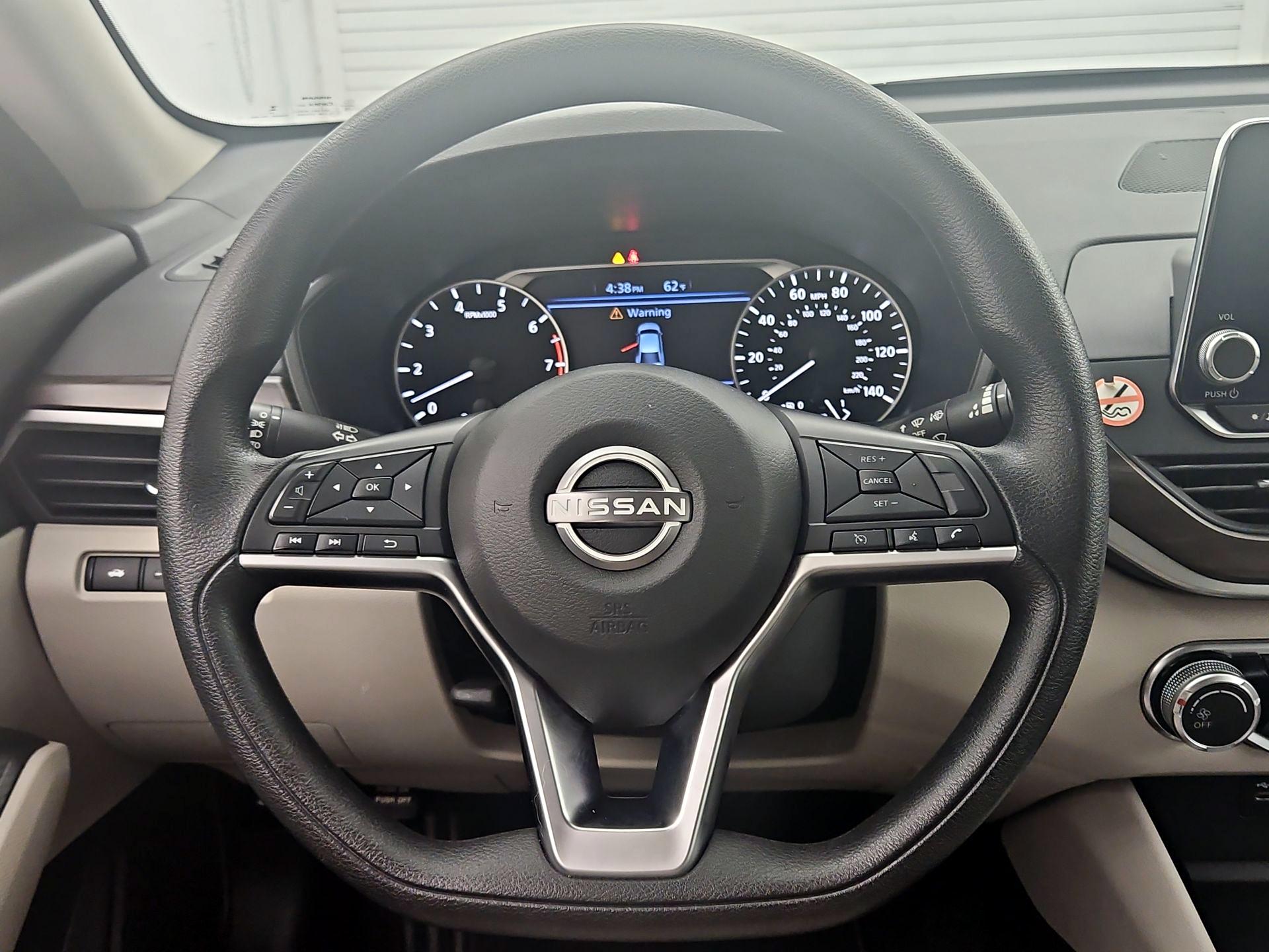 Thumbnail: 2024 Nissan Altima - 10