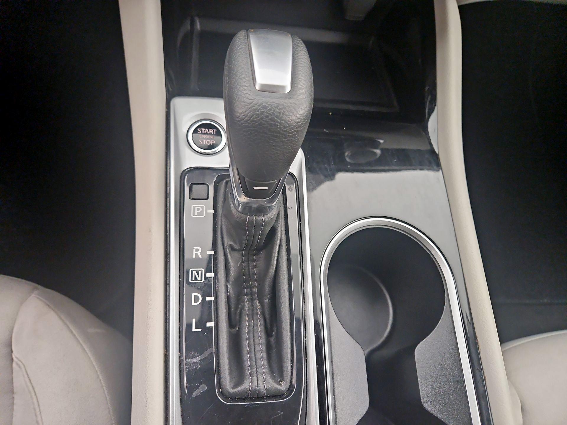 Thumbnail: 2024 Nissan Altima - 17