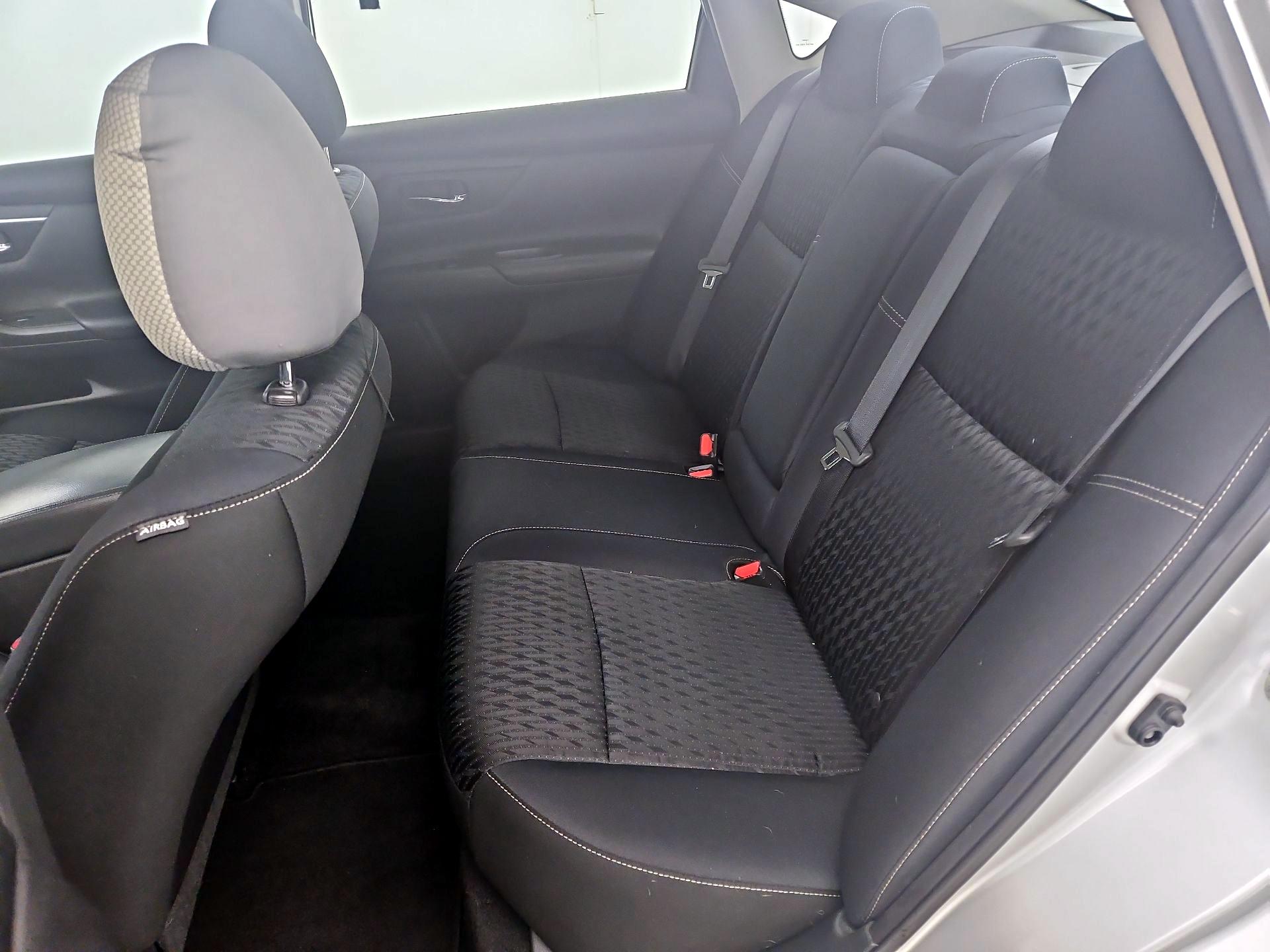 Thumbnail: 2018 Nissan Altima - 19