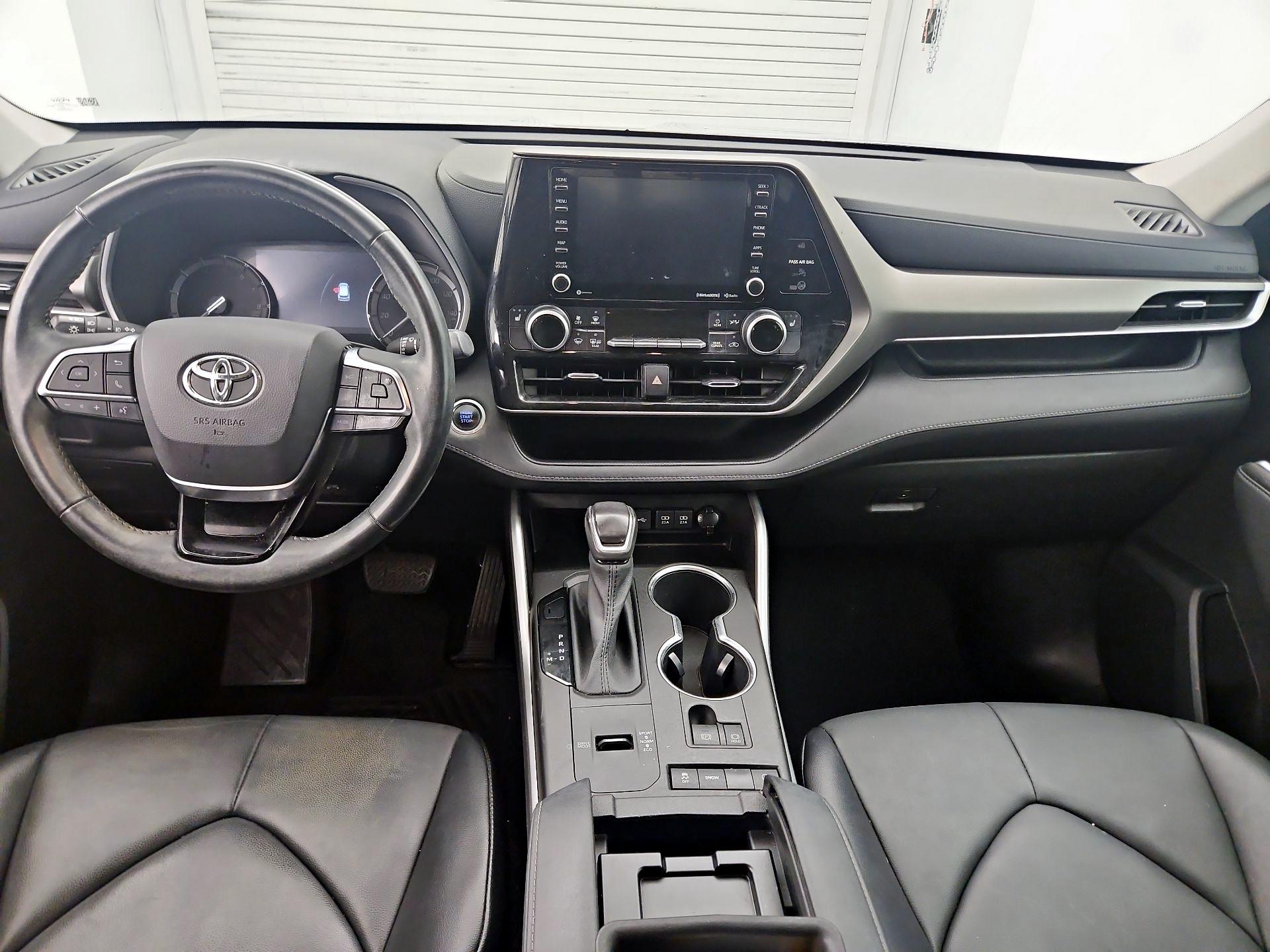 Thumbnail: 2021 Toyota Highlander - 9