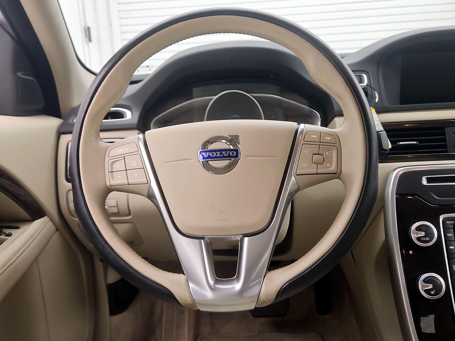 Thumbnail: 2016 Volvo S80 - 10