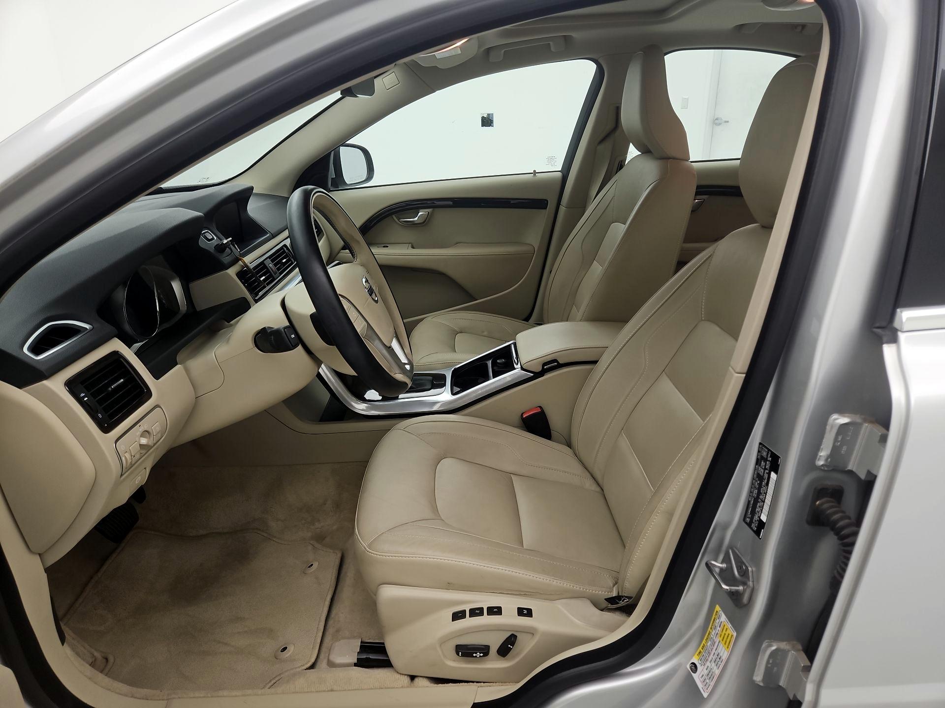 Thumbnail: 2016 Volvo S80 - 11