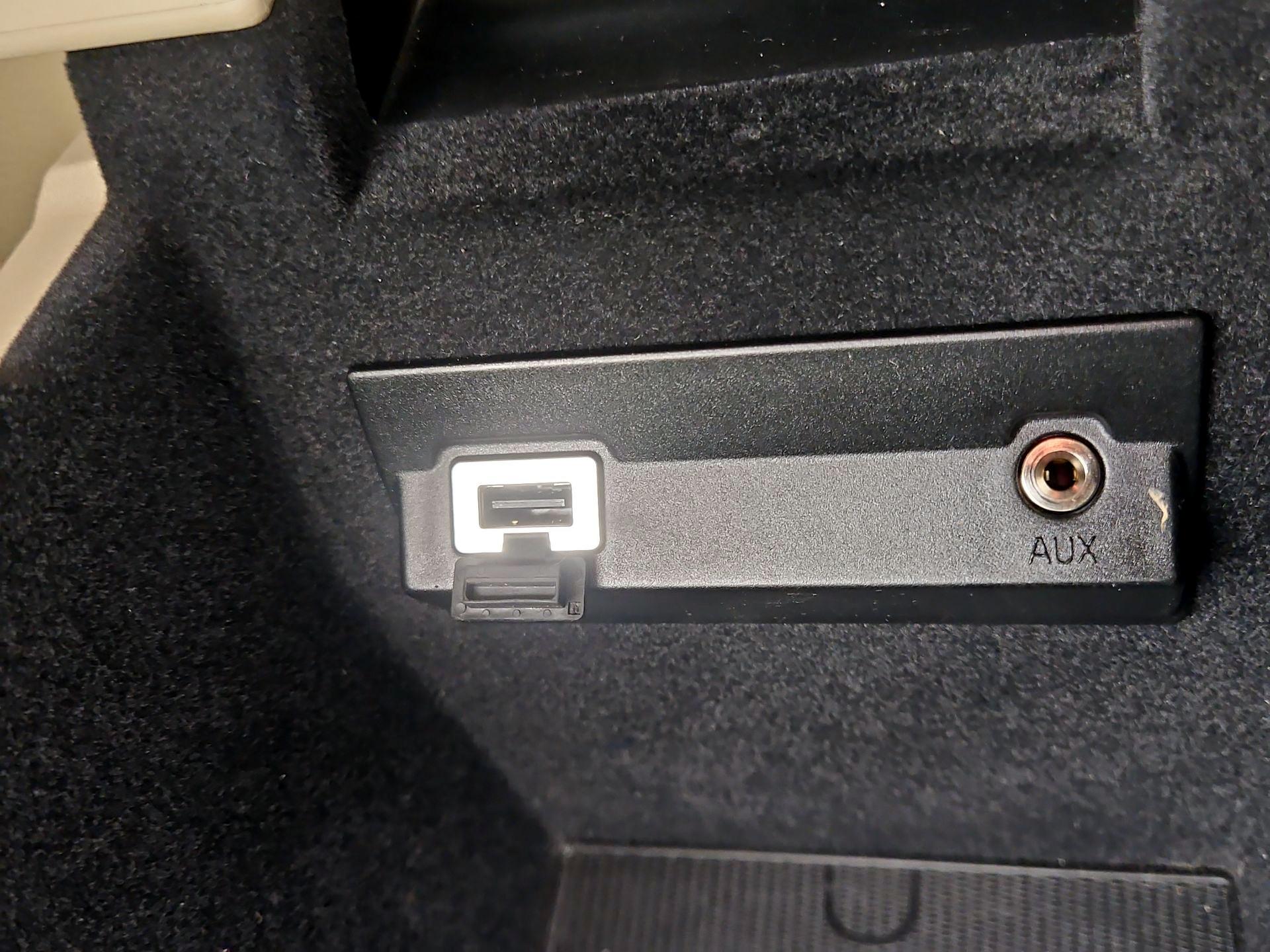 Thumbnail: 2016 Volvo S80 - 19