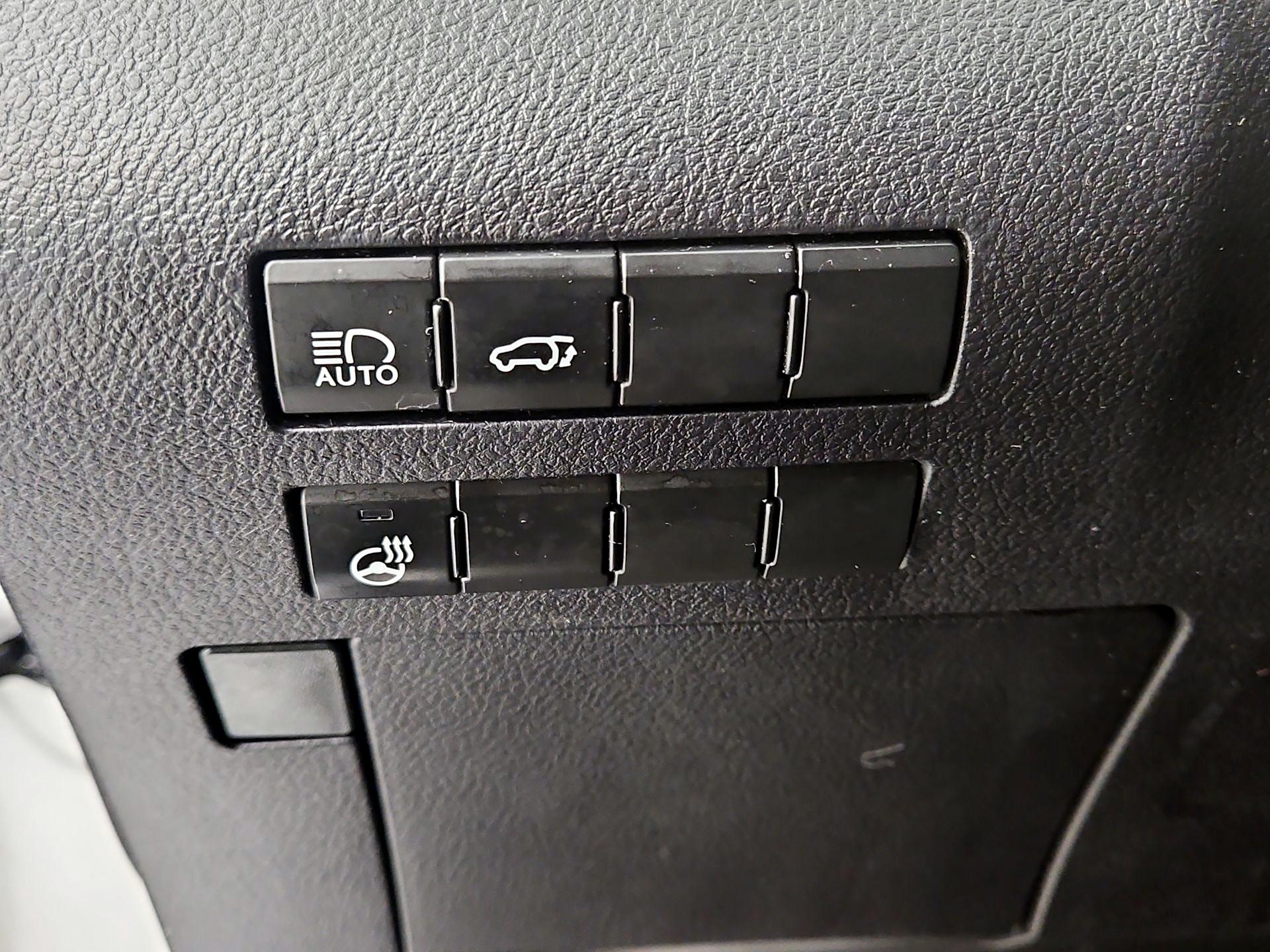 Thumbnail: 2017 Lexus RX - 13