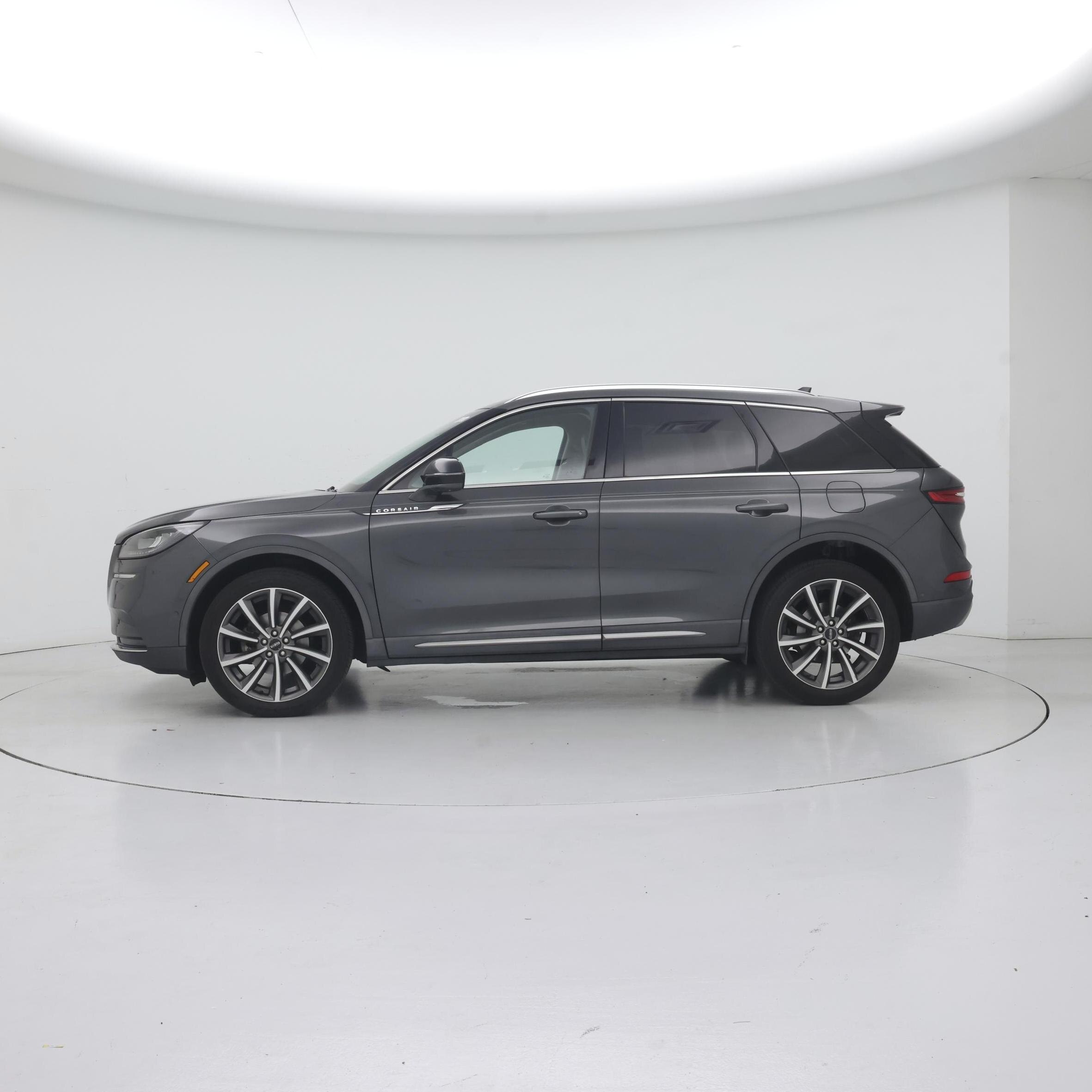 Thumbnail: 2020 Lincoln Corsair - 3