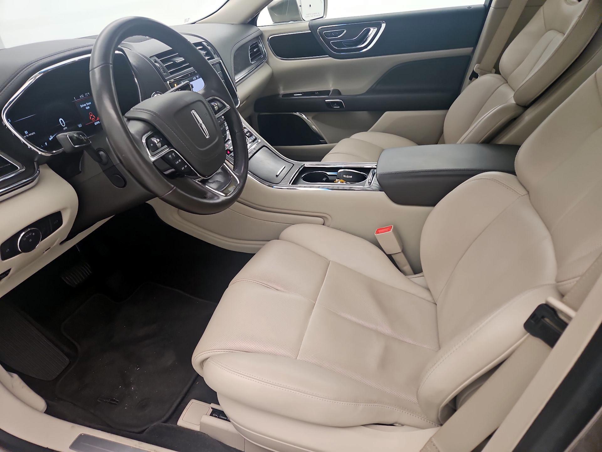 Thumbnail: 2018 Lincoln Continental - 11