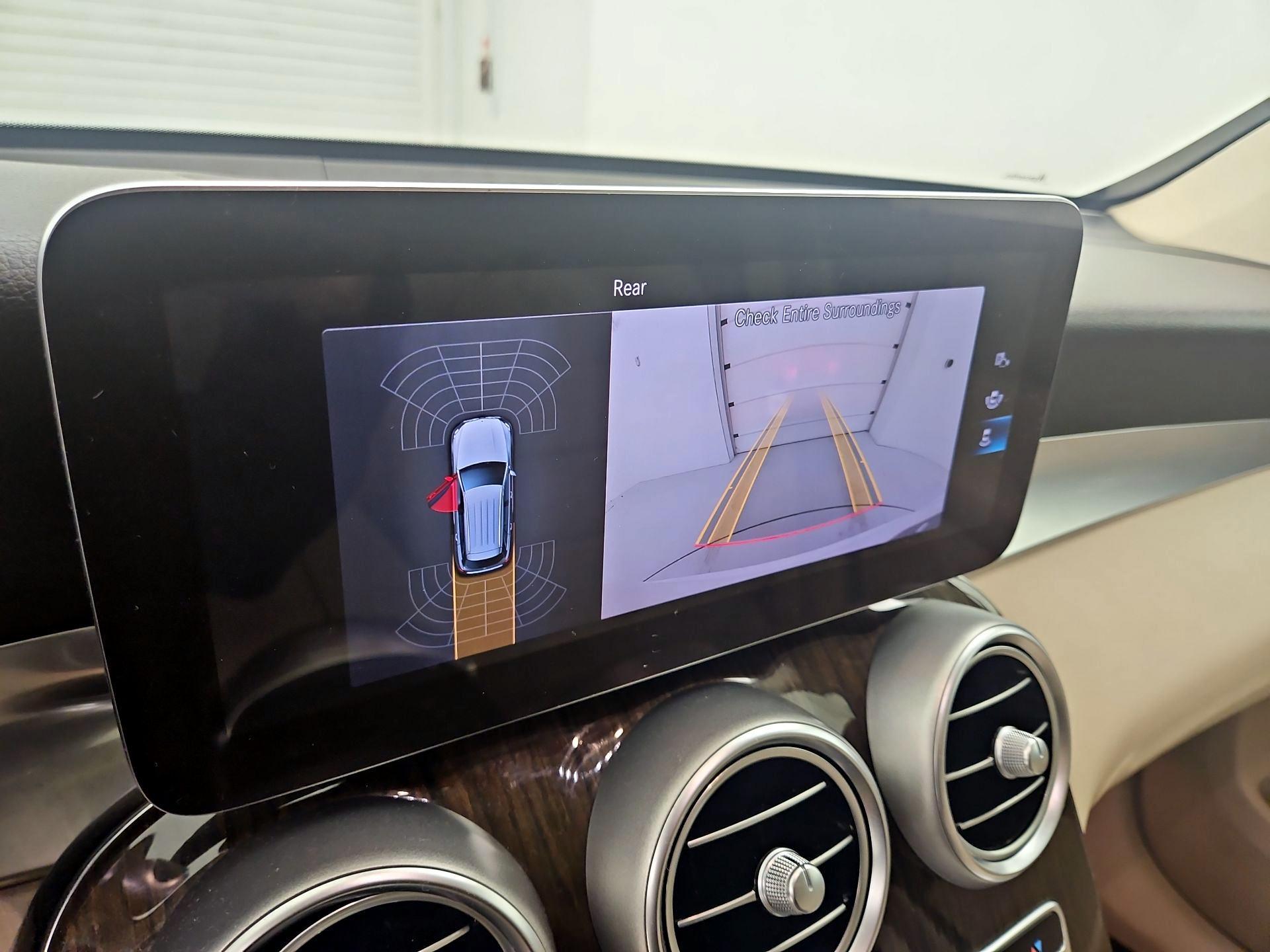 Thumbnail: 2021 Mercedes-Benz GLC - 14